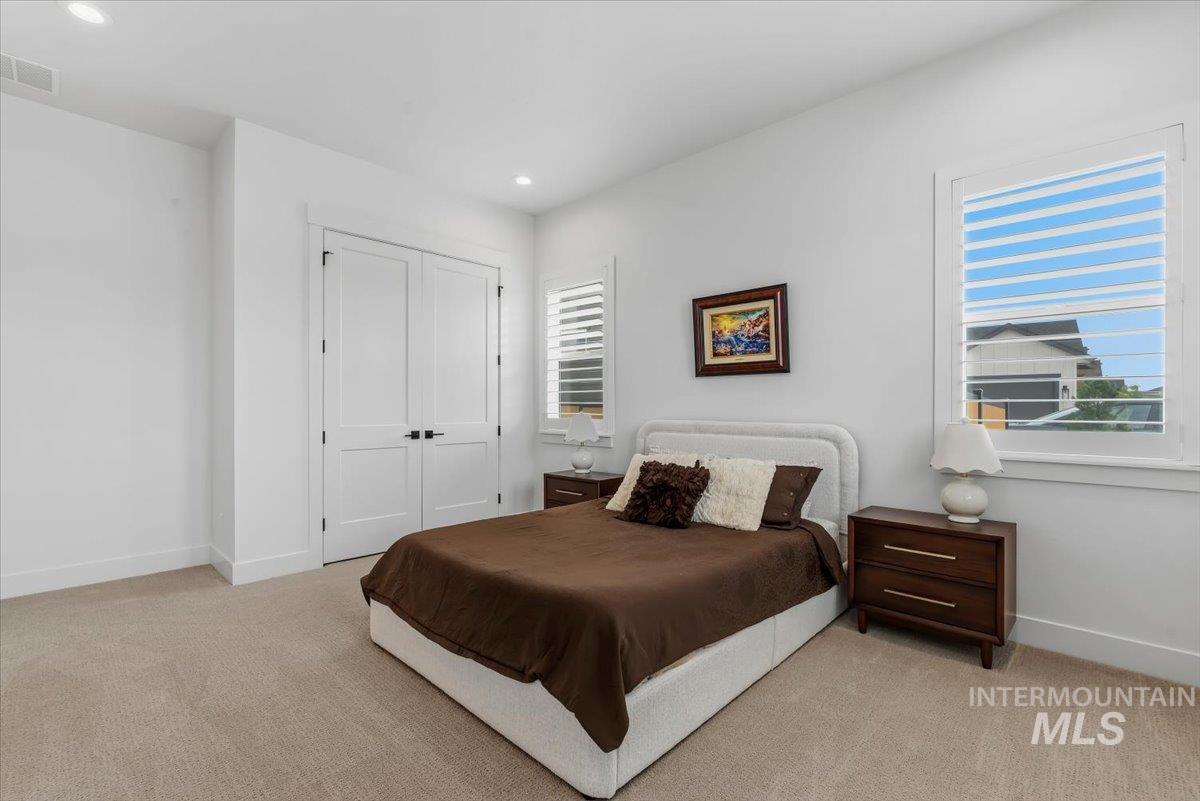 6873 Campolina Way Property Photo 28