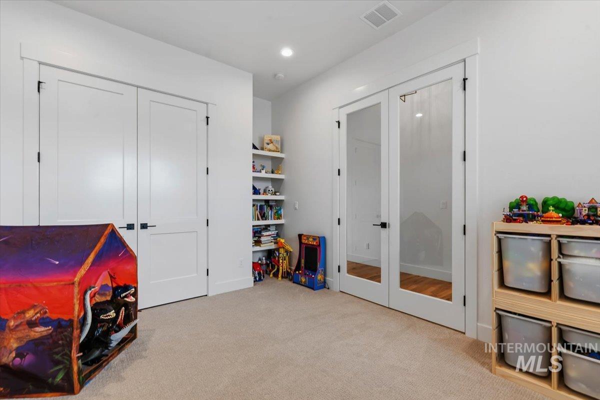 6873 Campolina Way Property Photo 33