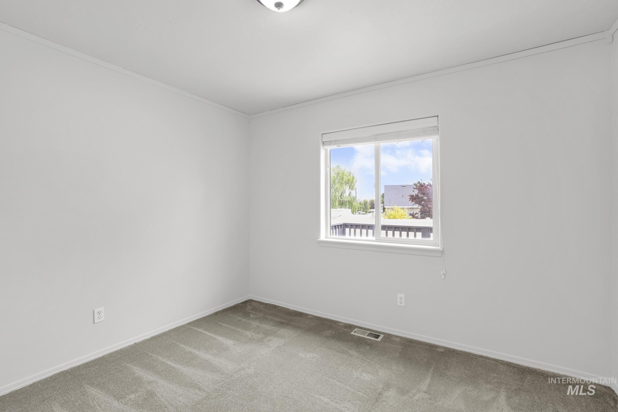 1215 Quail St Property Photo 19