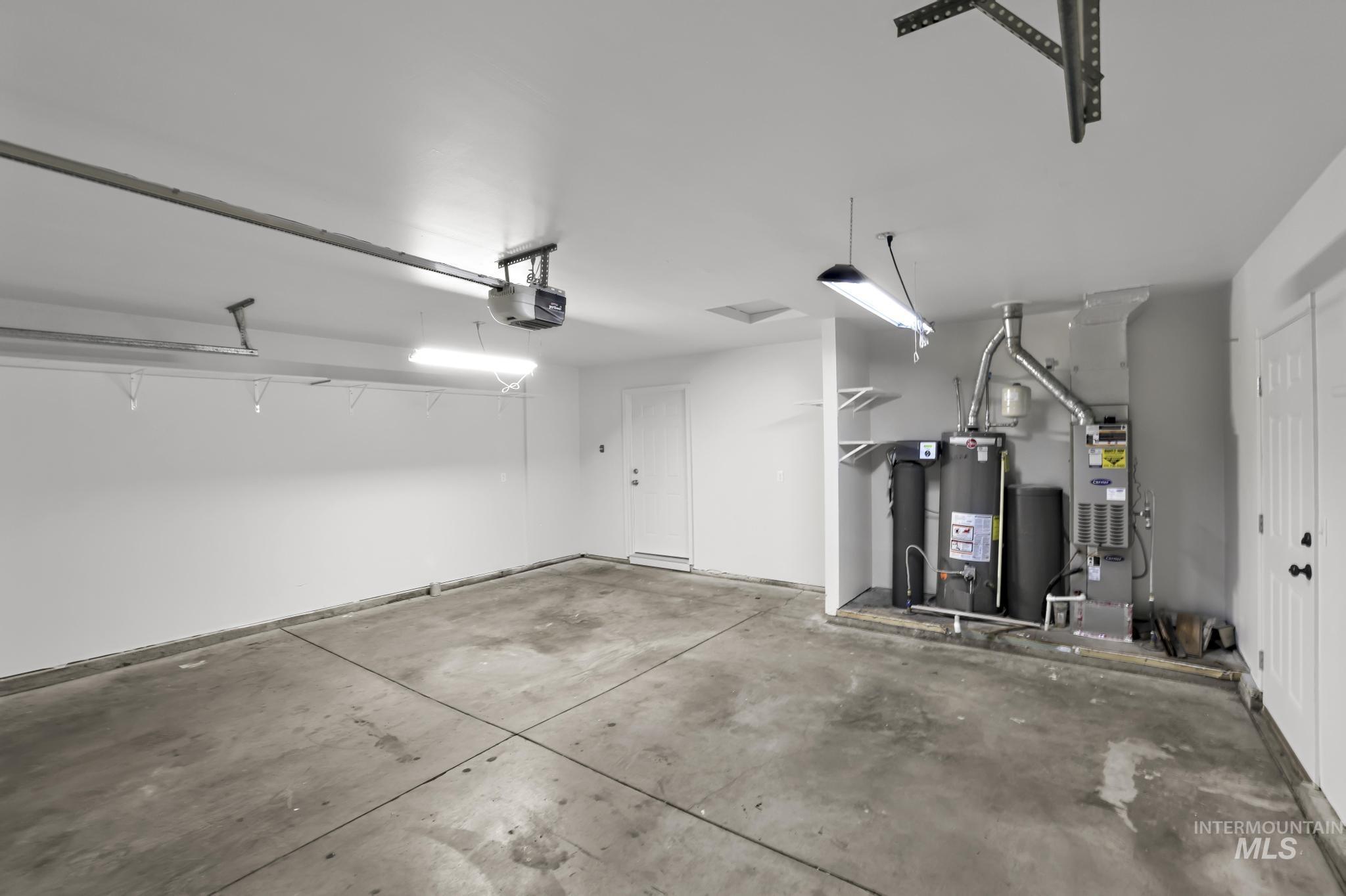 1215 Quail St Property Photo 23