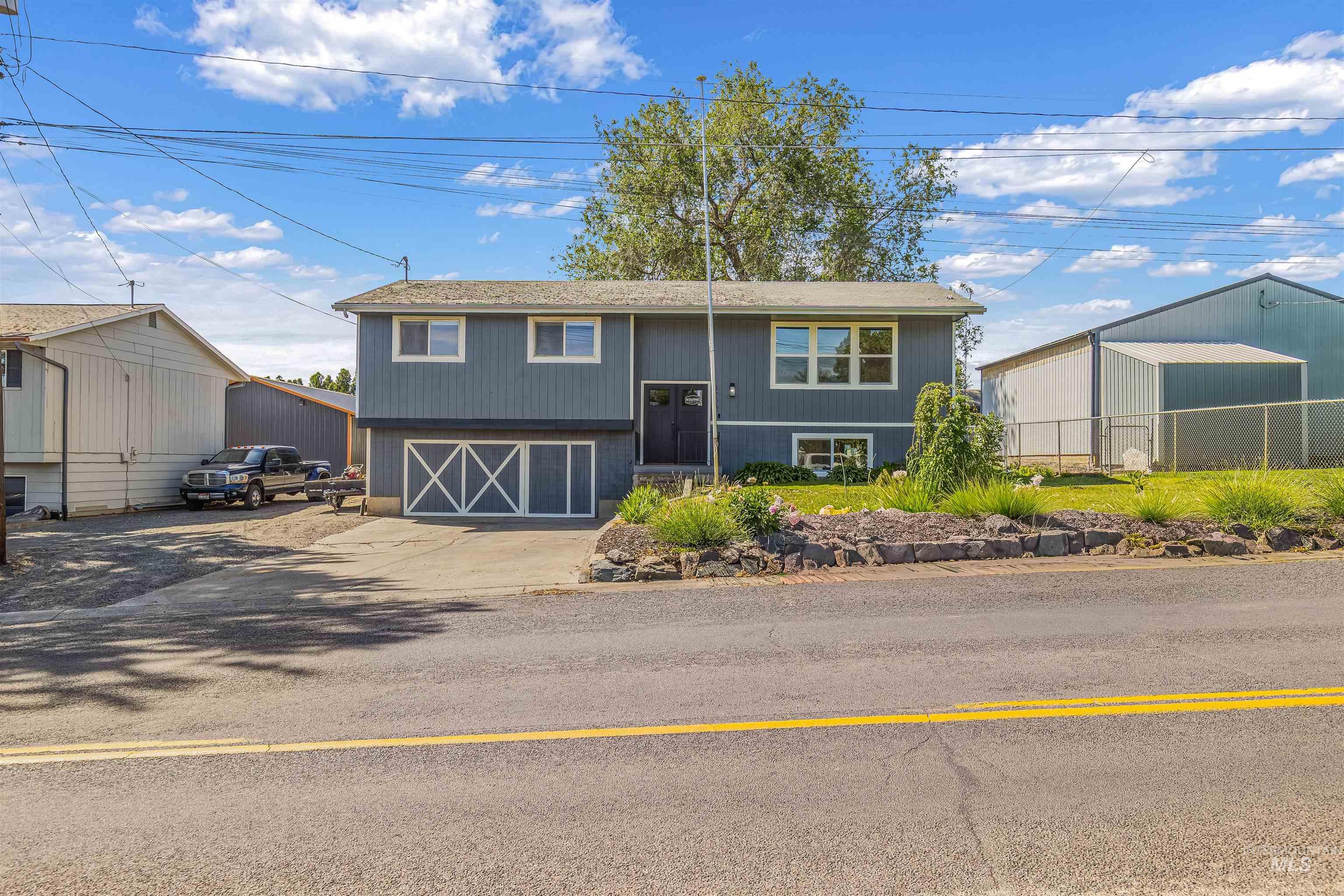 1708 Powers Ave. Property Photo 1