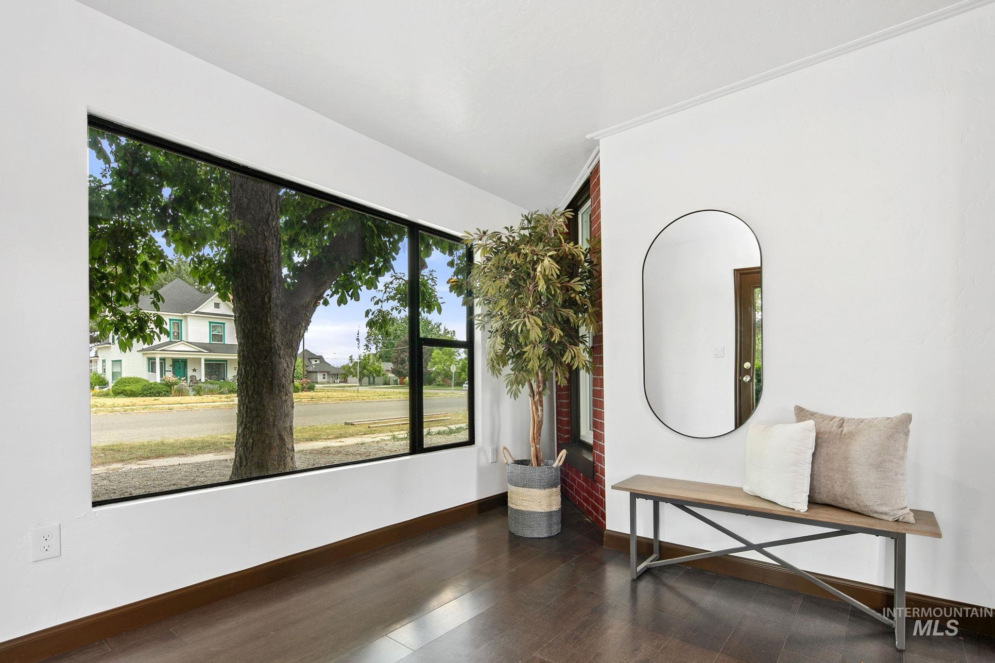 1122 1st Avenue South Property Photo 11