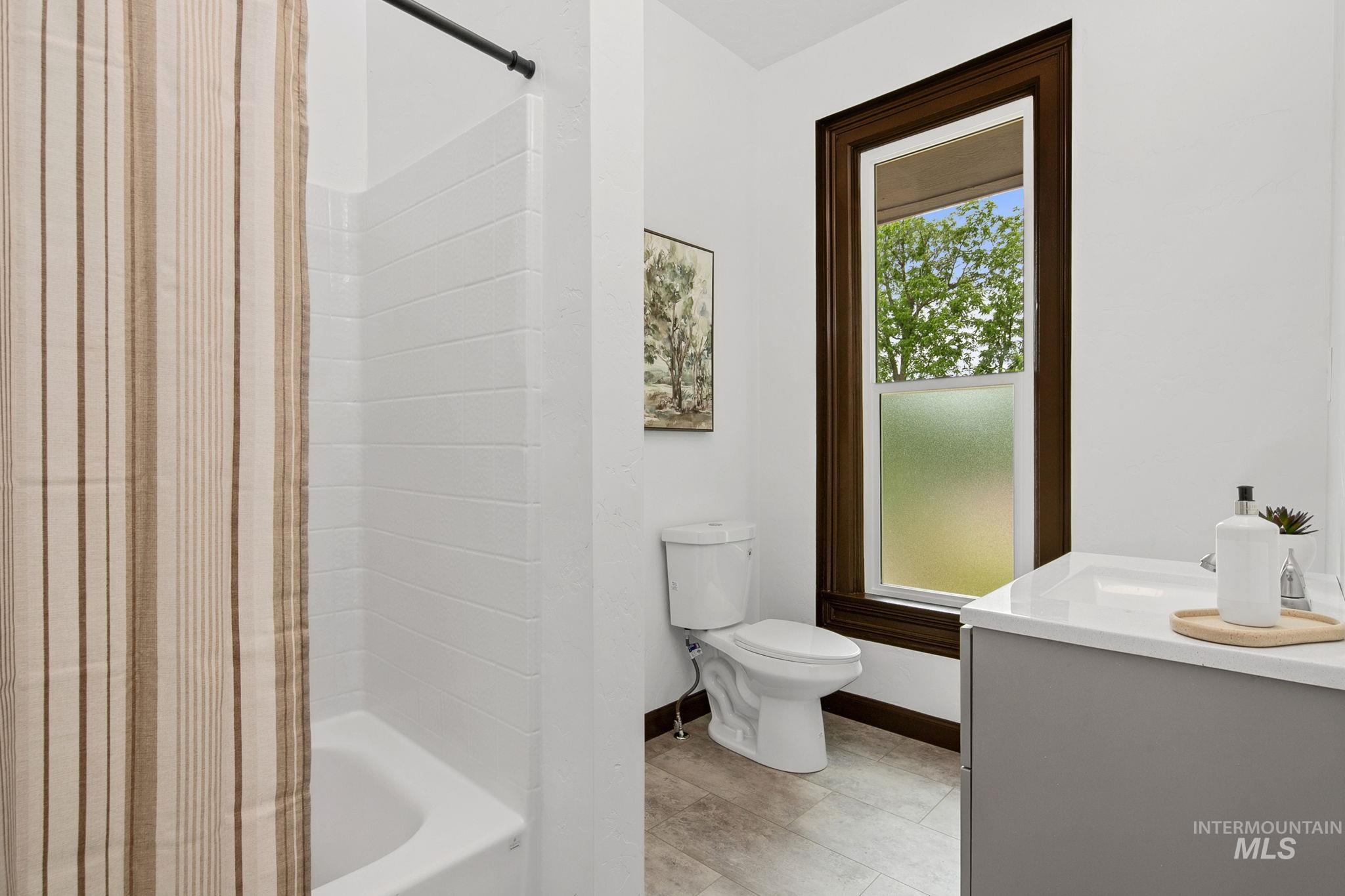 1122 1st Avenue South Property Photo 33
