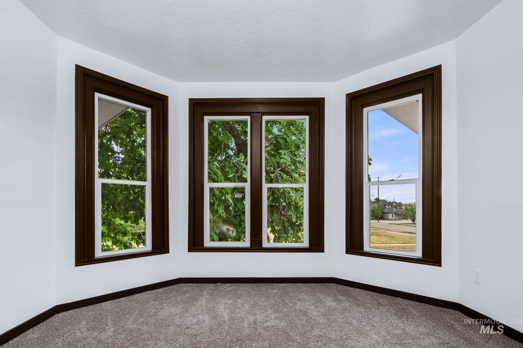 1122 1st Avenue South Property Photo 44