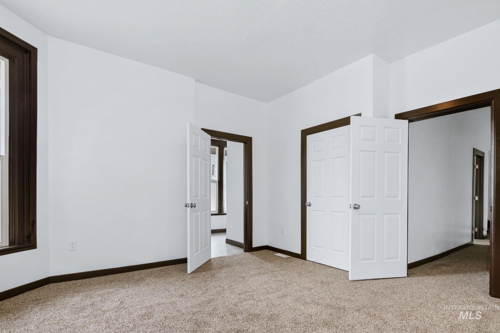 1122 1st Avenue South Property Photo 45