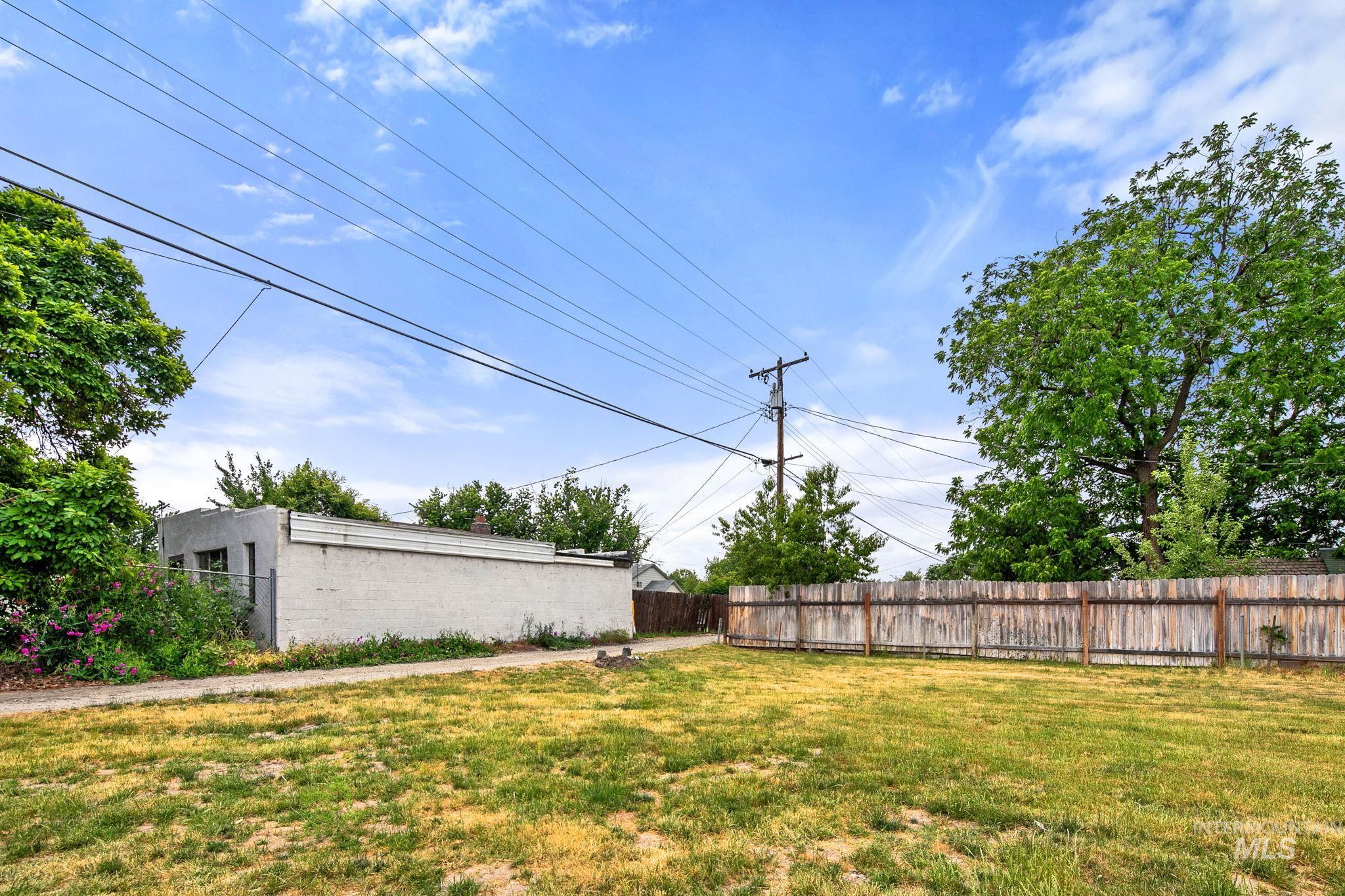 1122 1st Avenue South Property Photo 49