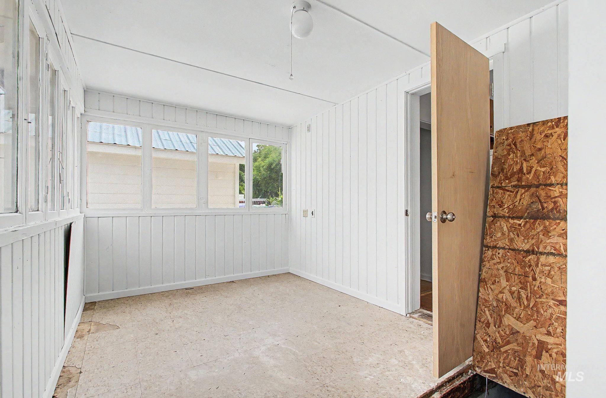 813 10th Street Property Photo 22