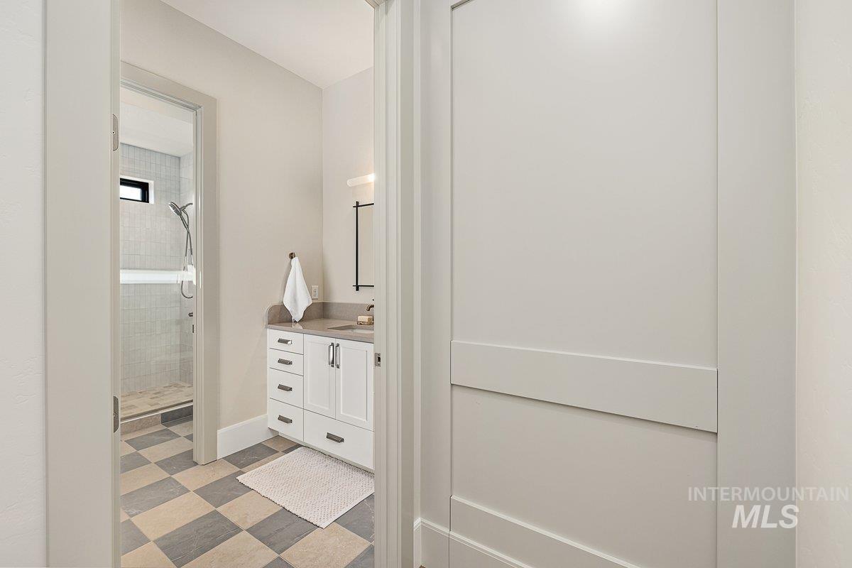 13319 Breezeview Ln Property Photo 37
