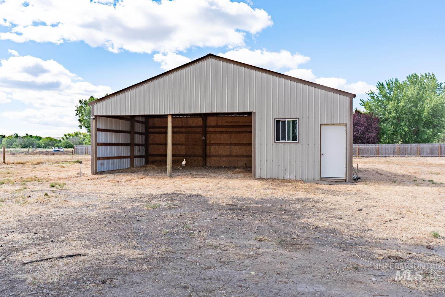 10530 Virginia Ln Property Photo 2
