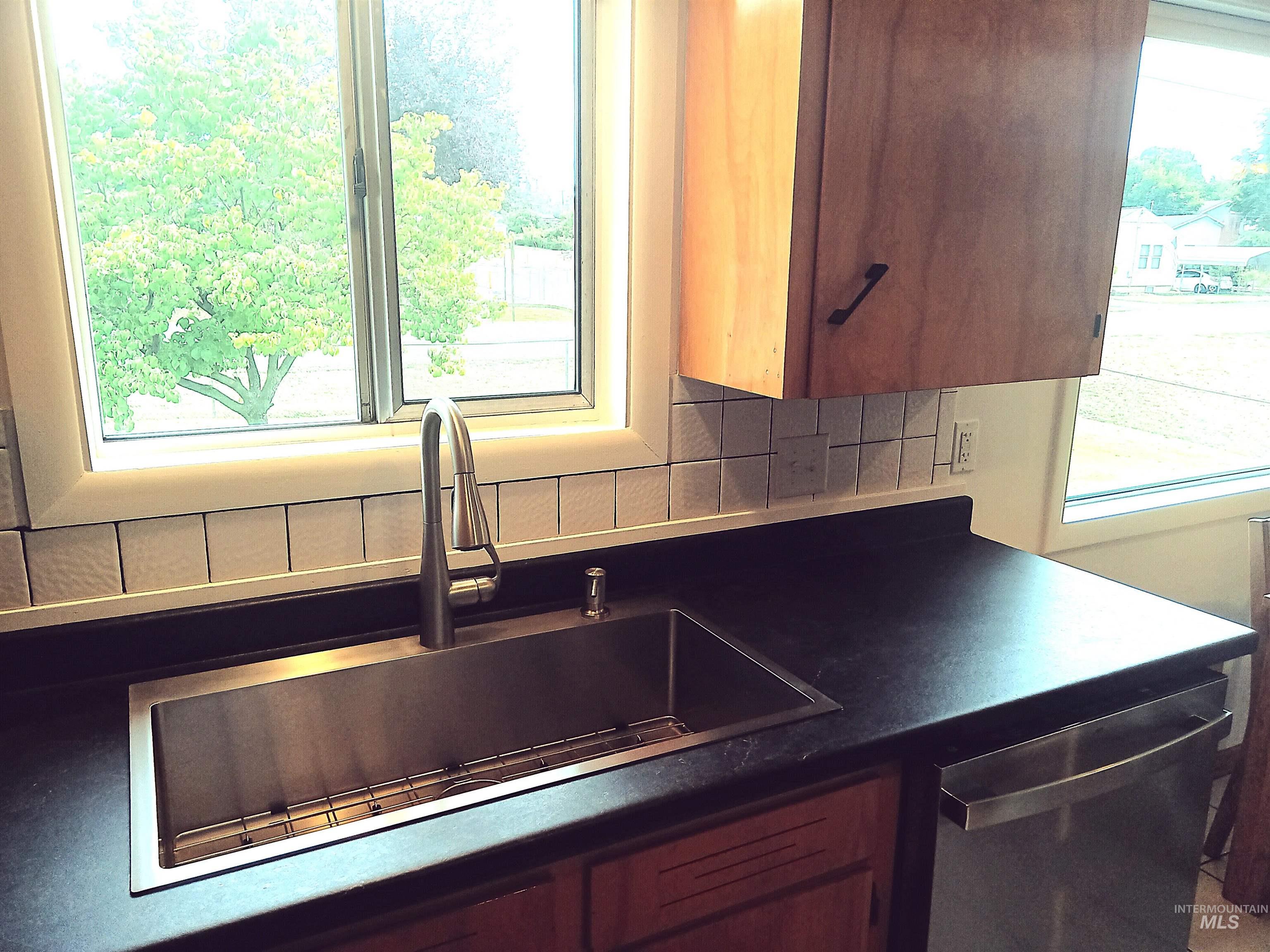 1423 Grelle Ave Property Photo 10