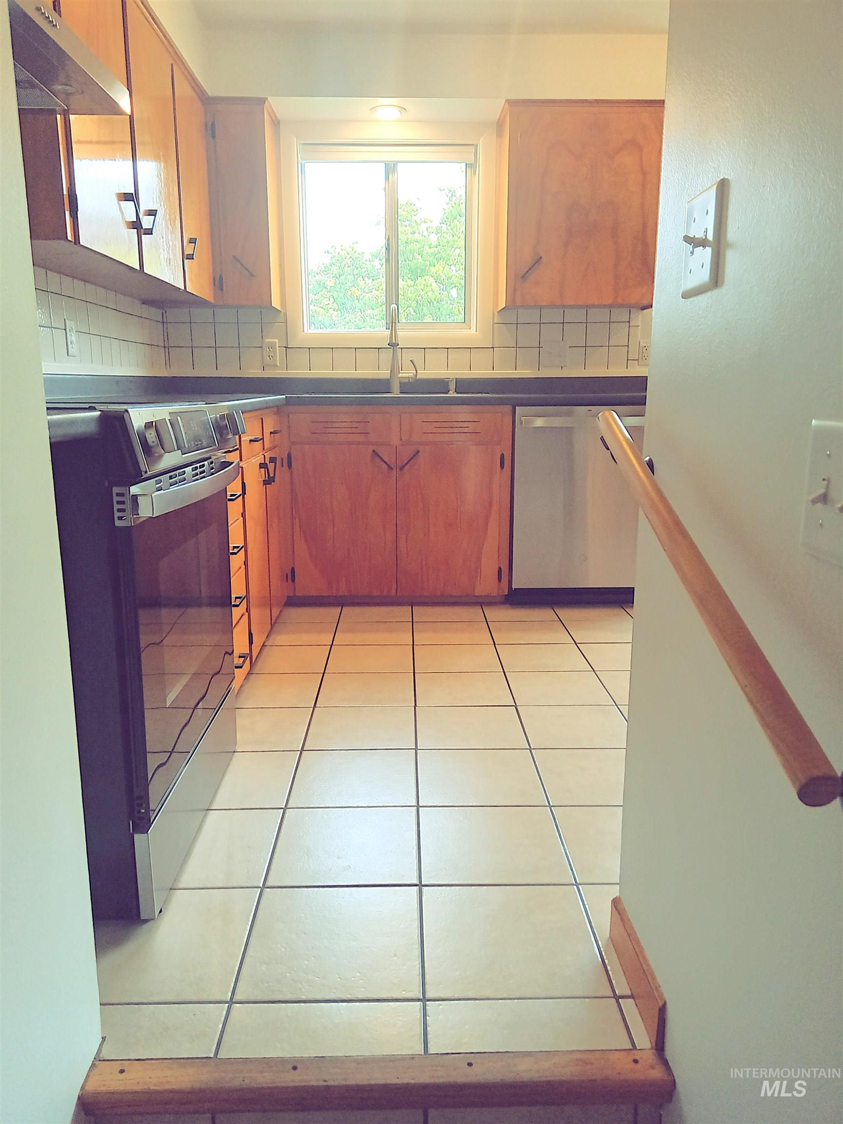 1423 Grelle Ave Property Photo 11