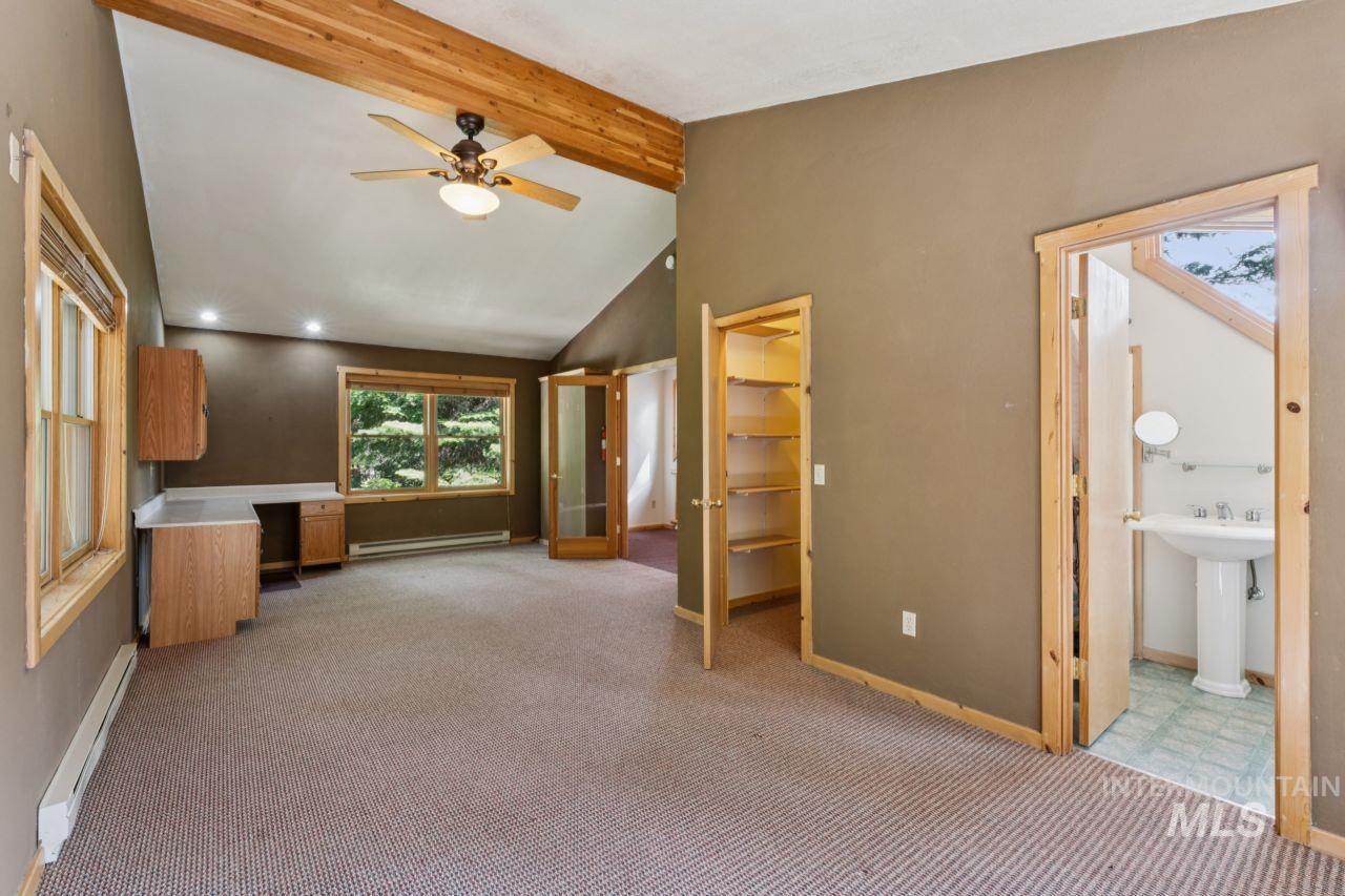 220 Ernesto Property Photo 19