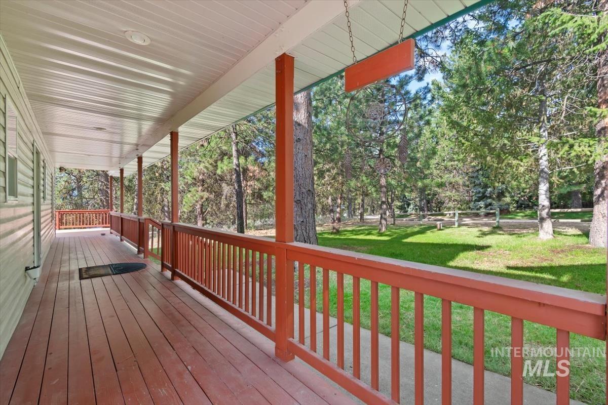 1496 Pine Ridge Property Photo 36