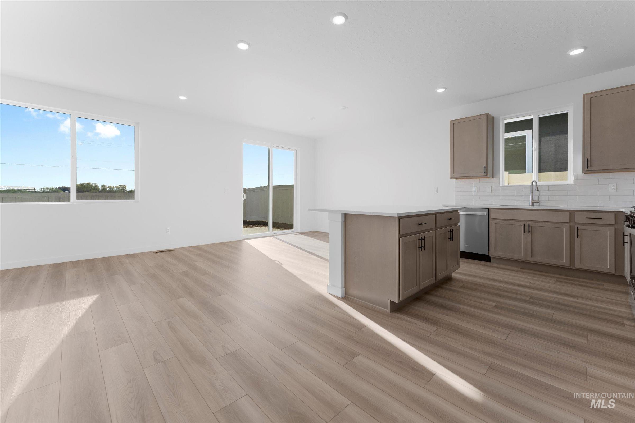 11210 Caribou Ridge Dr Property Photo 6