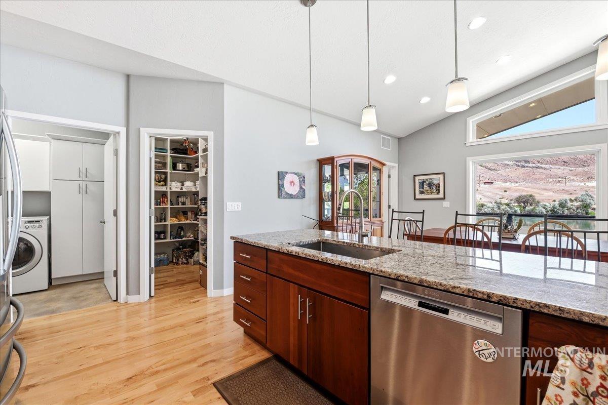 10250 Airpark Loop Property Photo 11