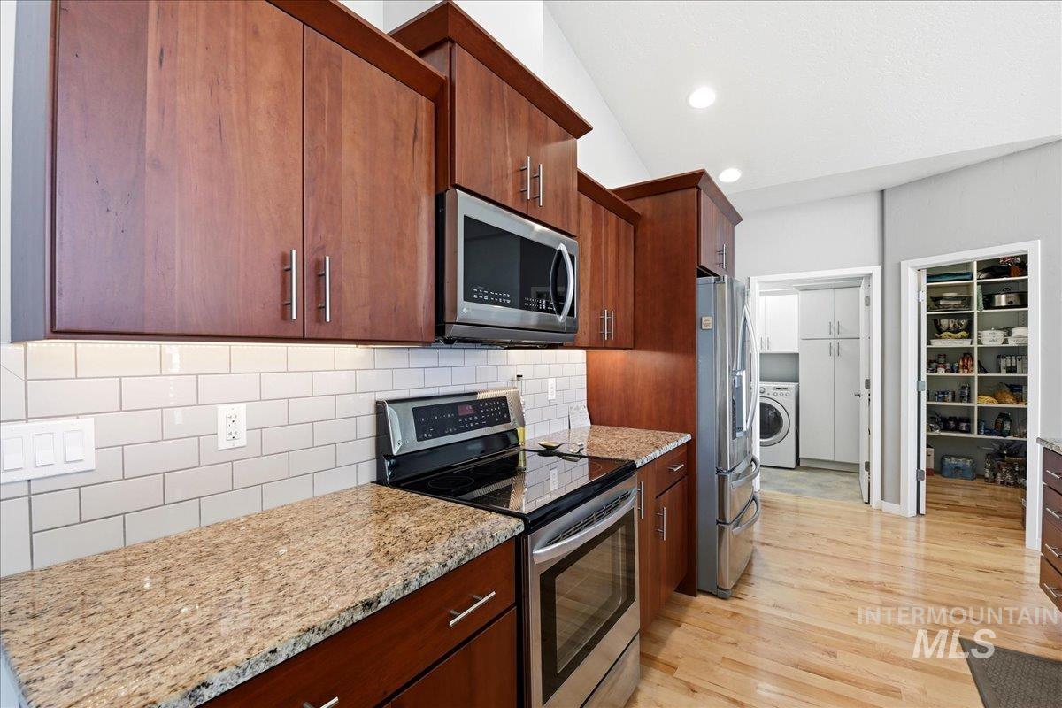10250 Airpark Loop Property Photo 12