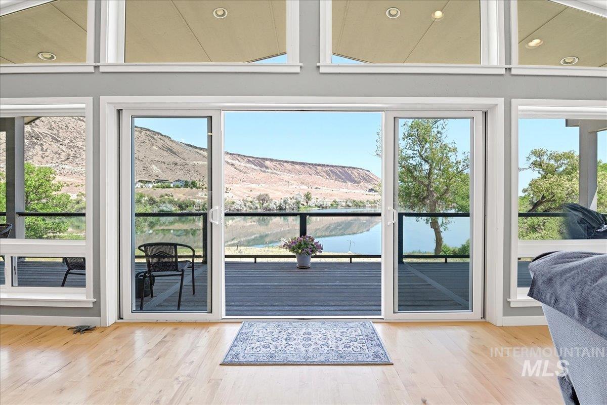10250 Airpark Loop Property Photo 18