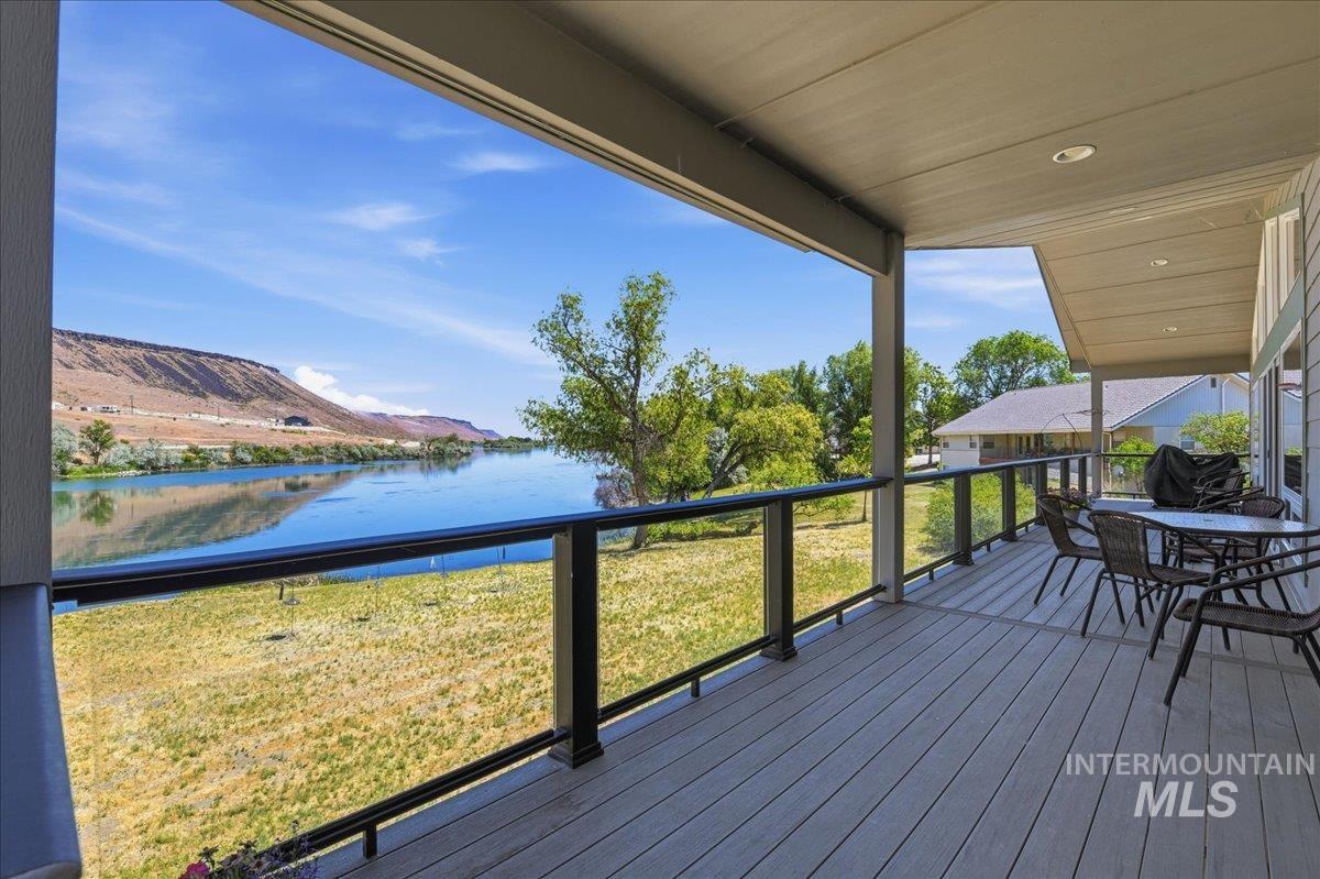 10250 Airpark Loop Property Photo 31