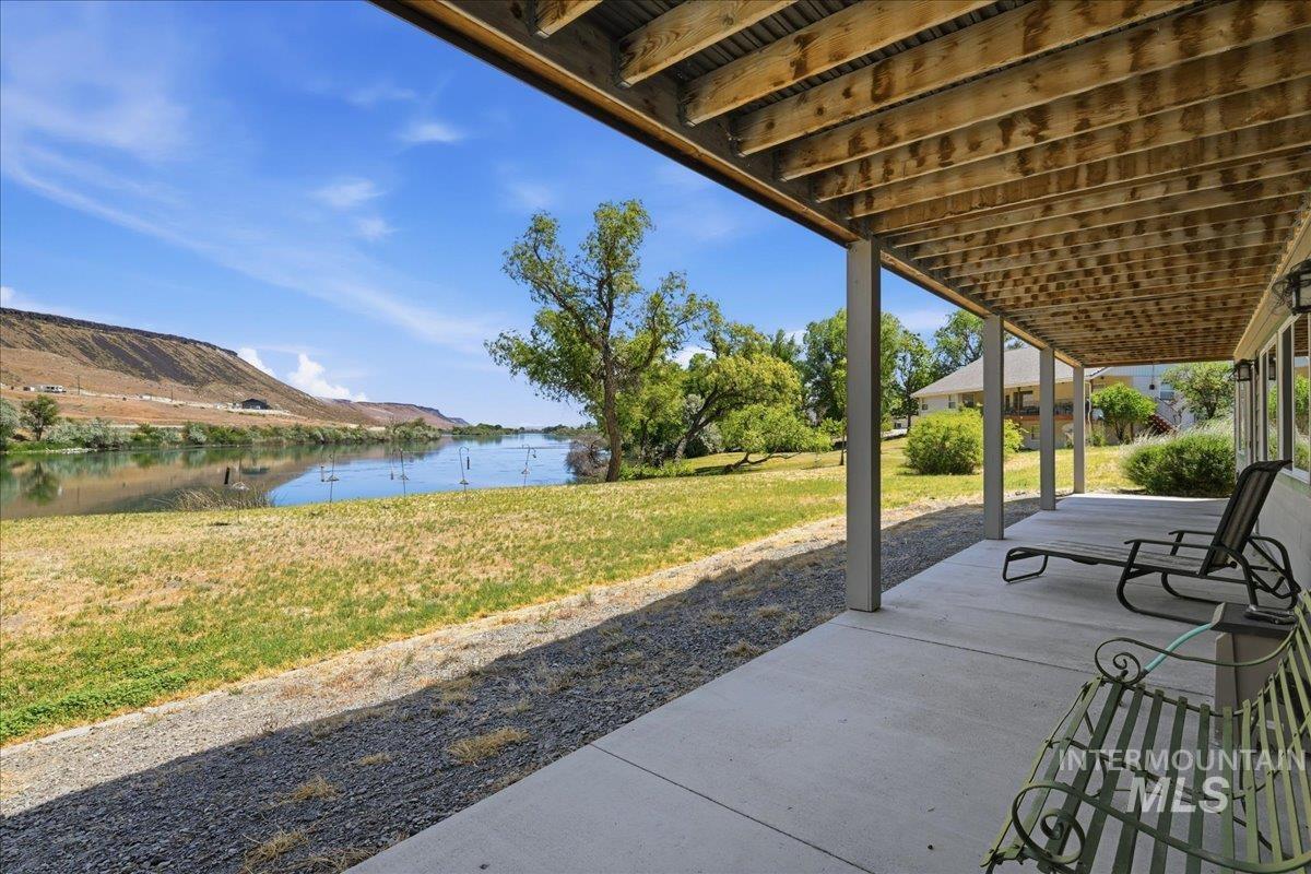 10250 Airpark Loop Property Photo 36