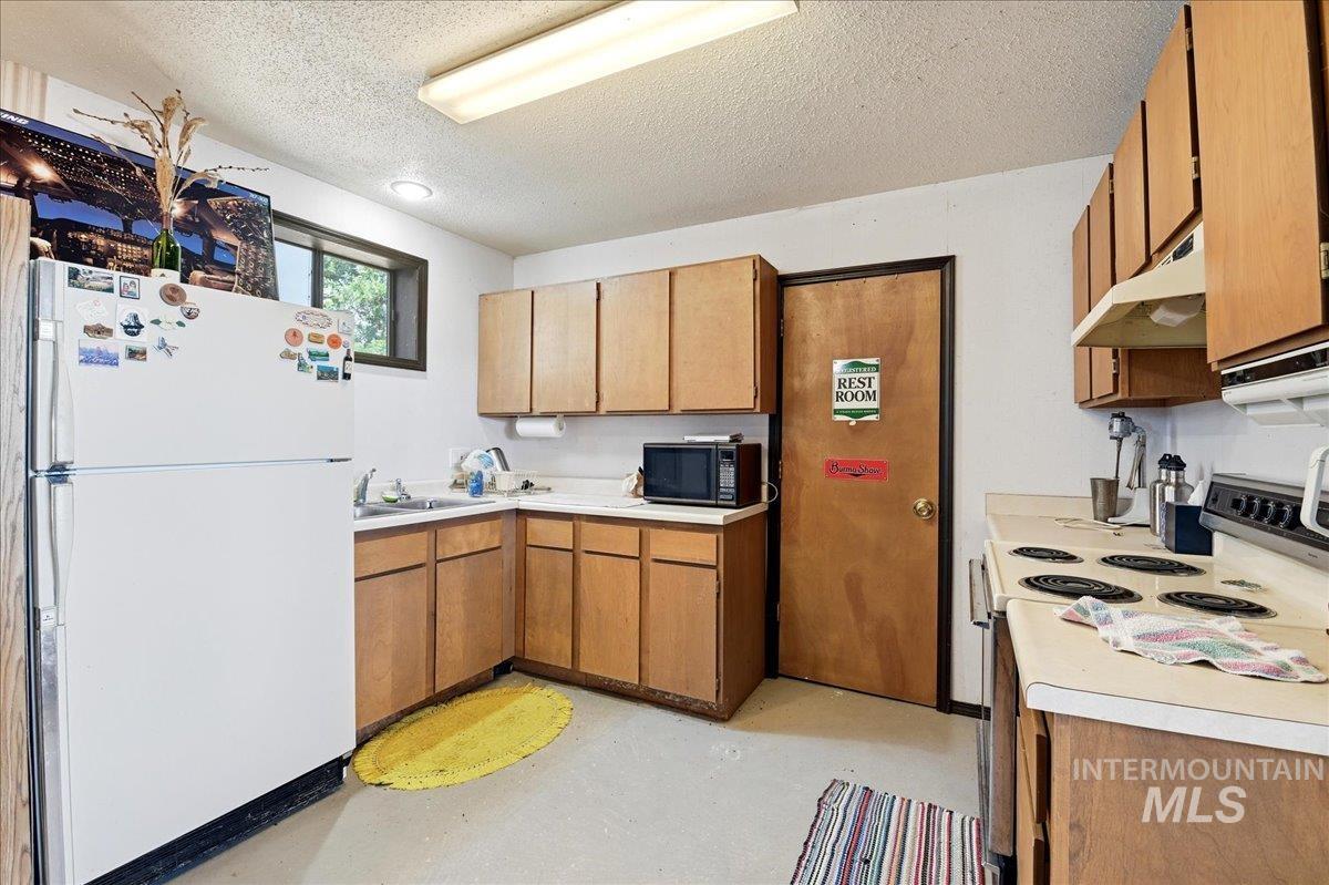 10250 Airpark Loop Property Photo 42