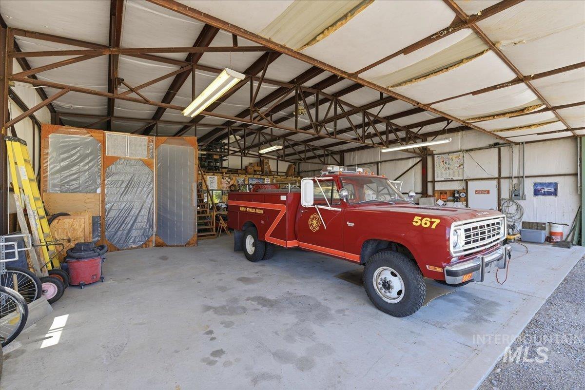 10250 Airpark Loop Property Photo 45
