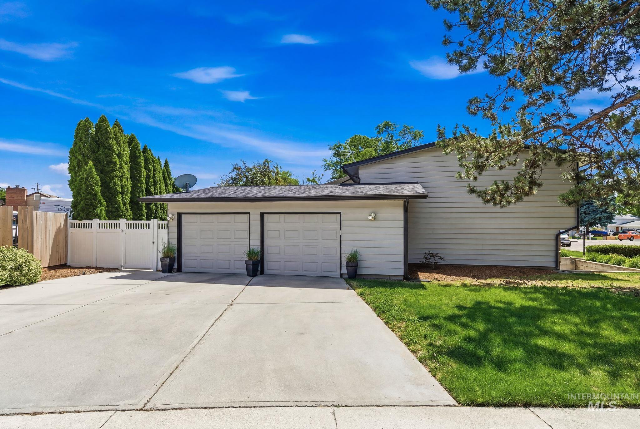 7475 W Cherrywood Dr Property Photo 42