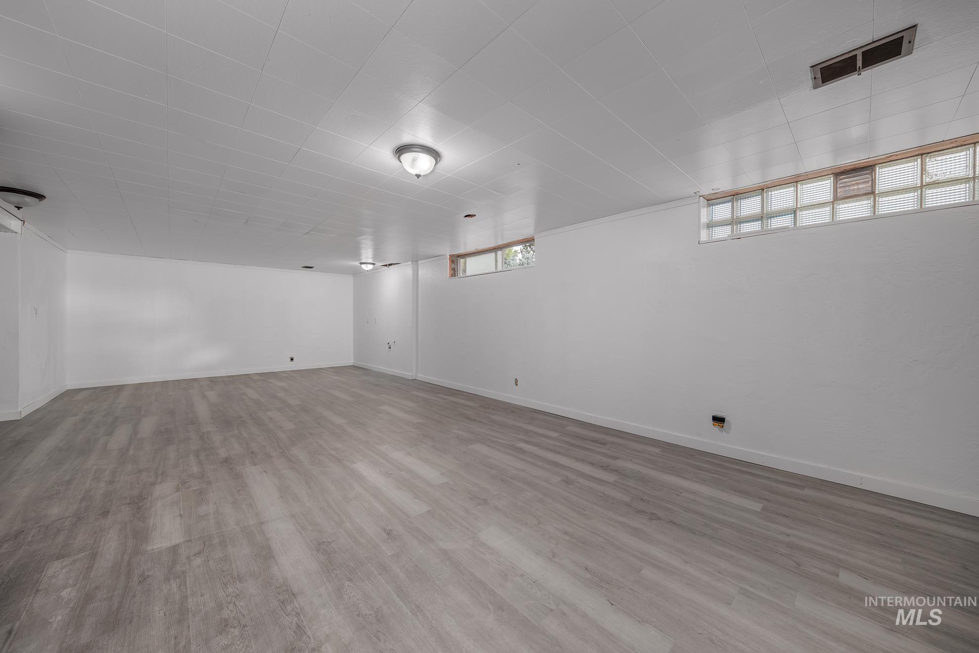 2011 Decker Drive Property Photo 29