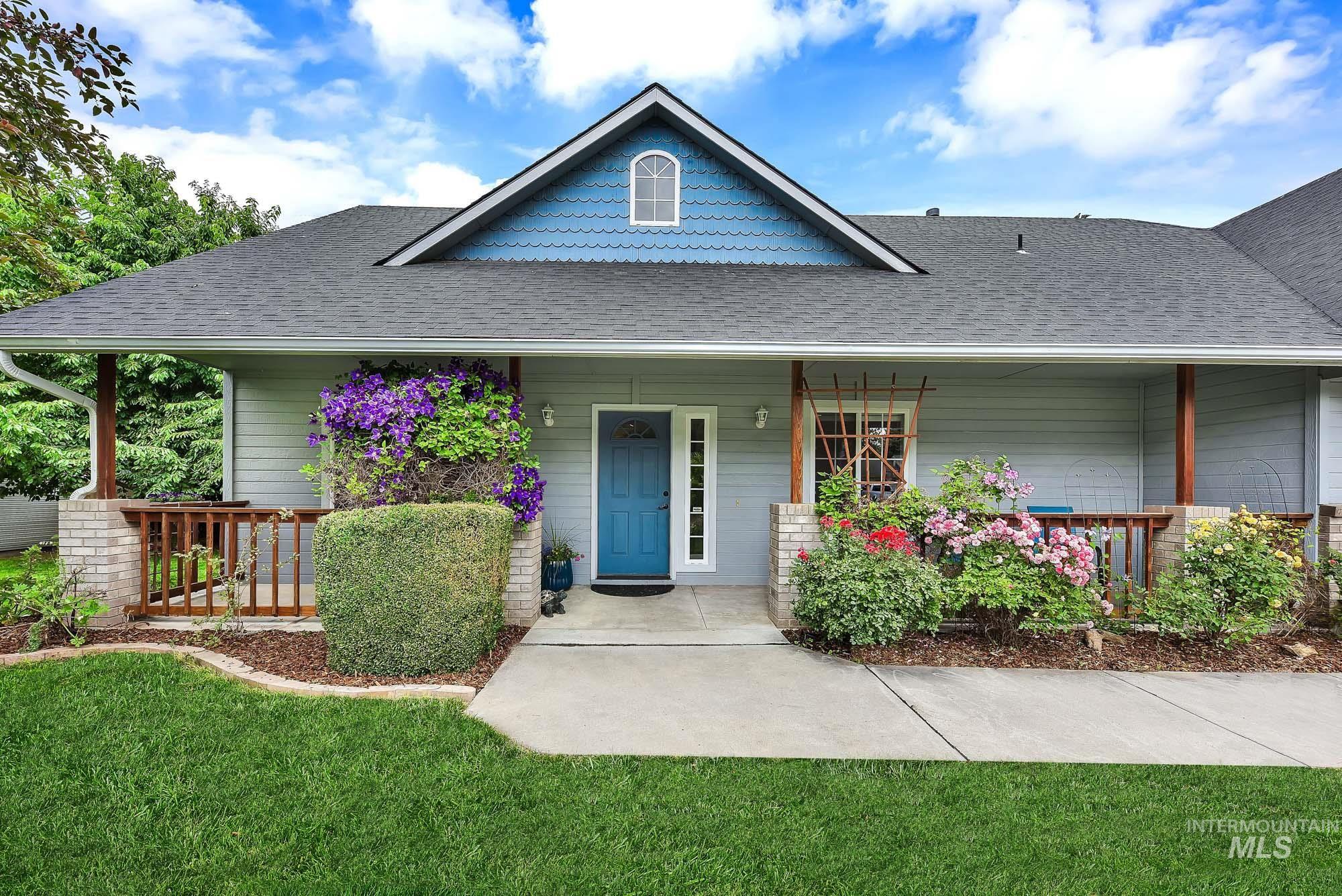23193 Forest Hills Loop Property Photo 4