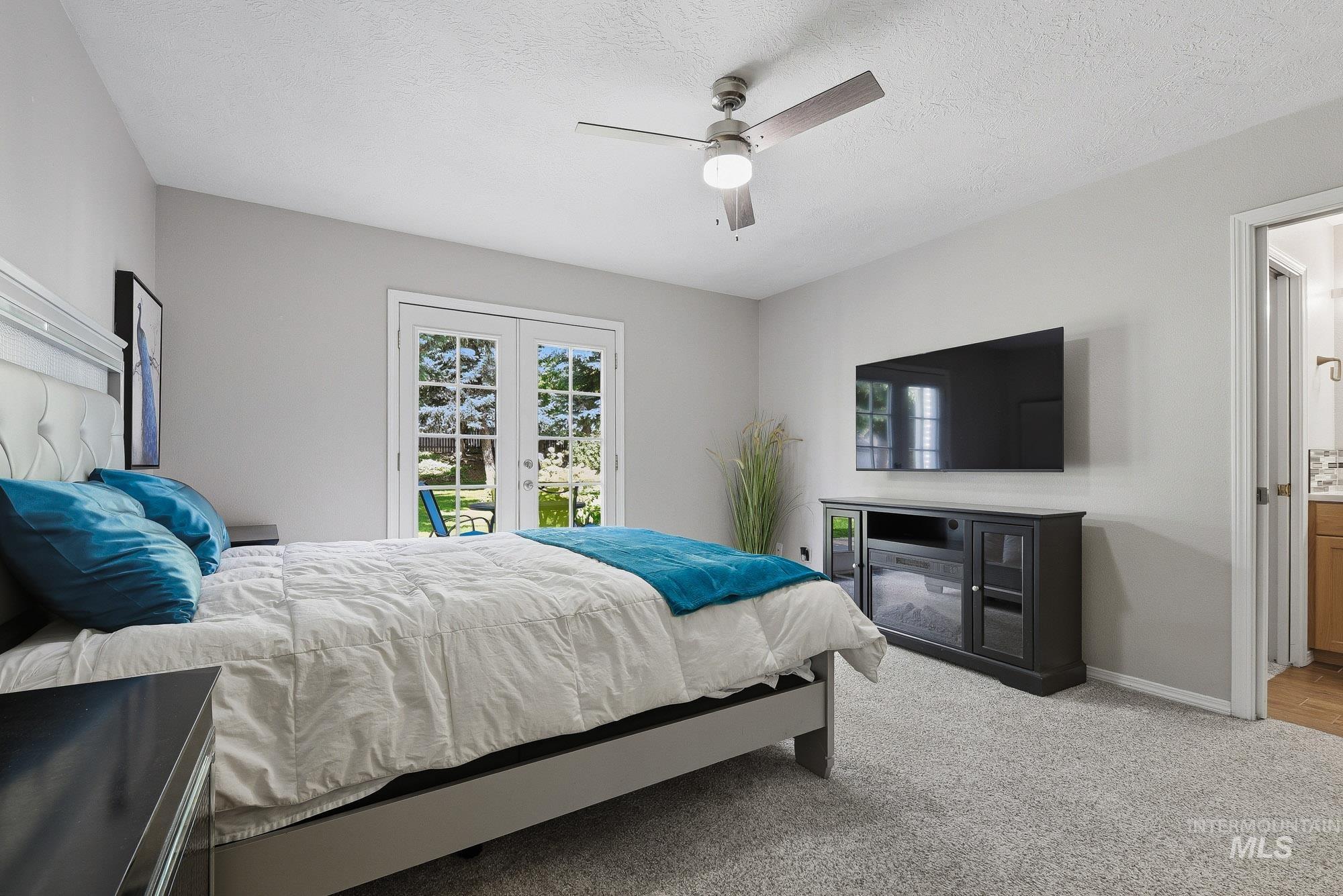 23193 Forest Hills Loop Property Photo 18