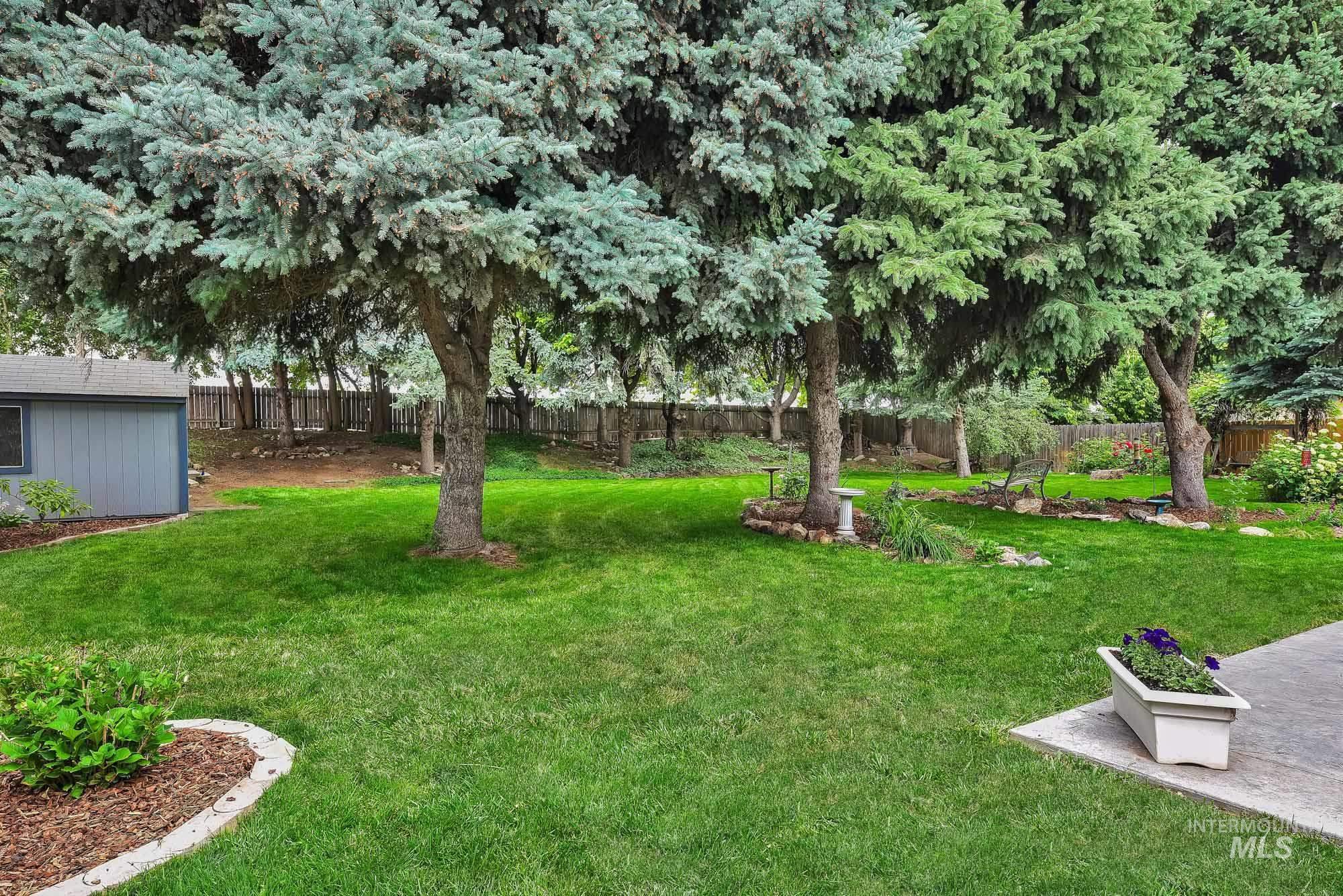 23193 Forest Hills Loop Property Photo 37