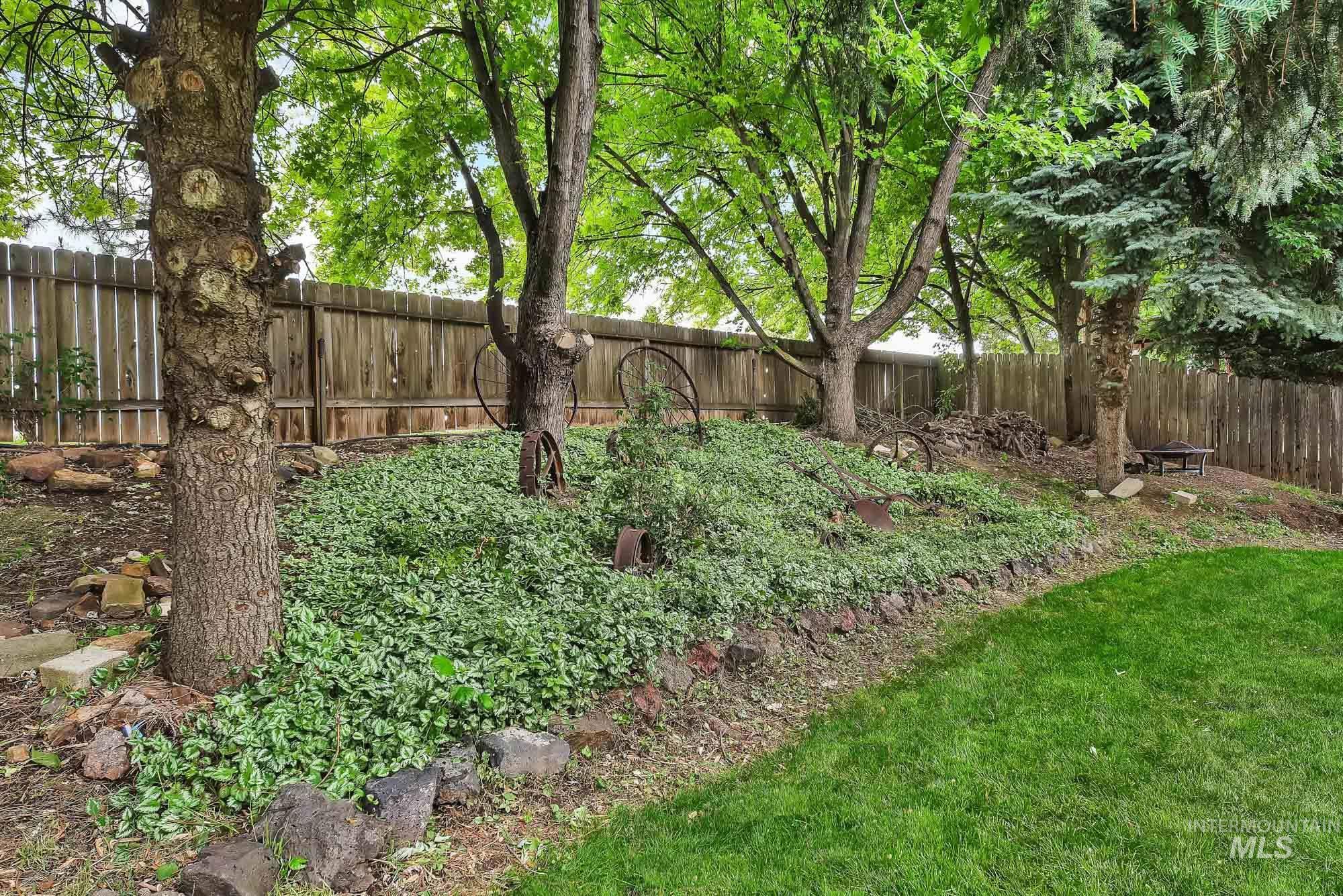 23193 Forest Hills Loop Property Photo 39