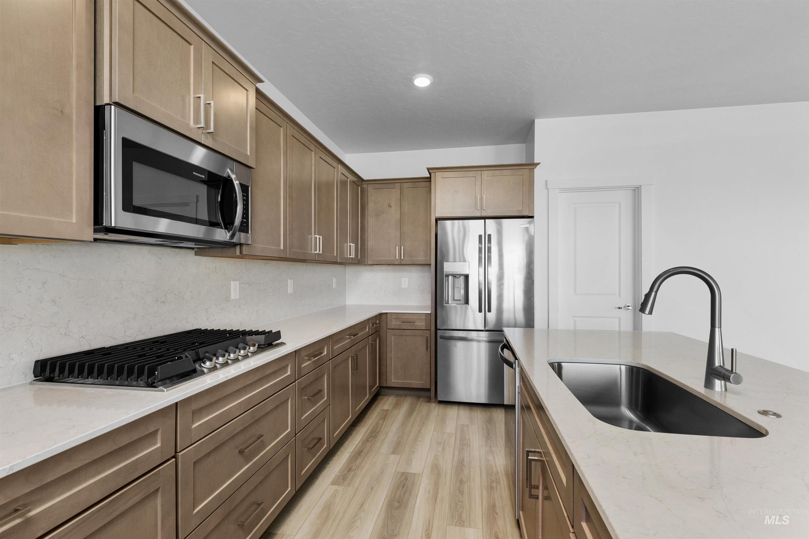 5116 N Bartok Ave Property Photo 10