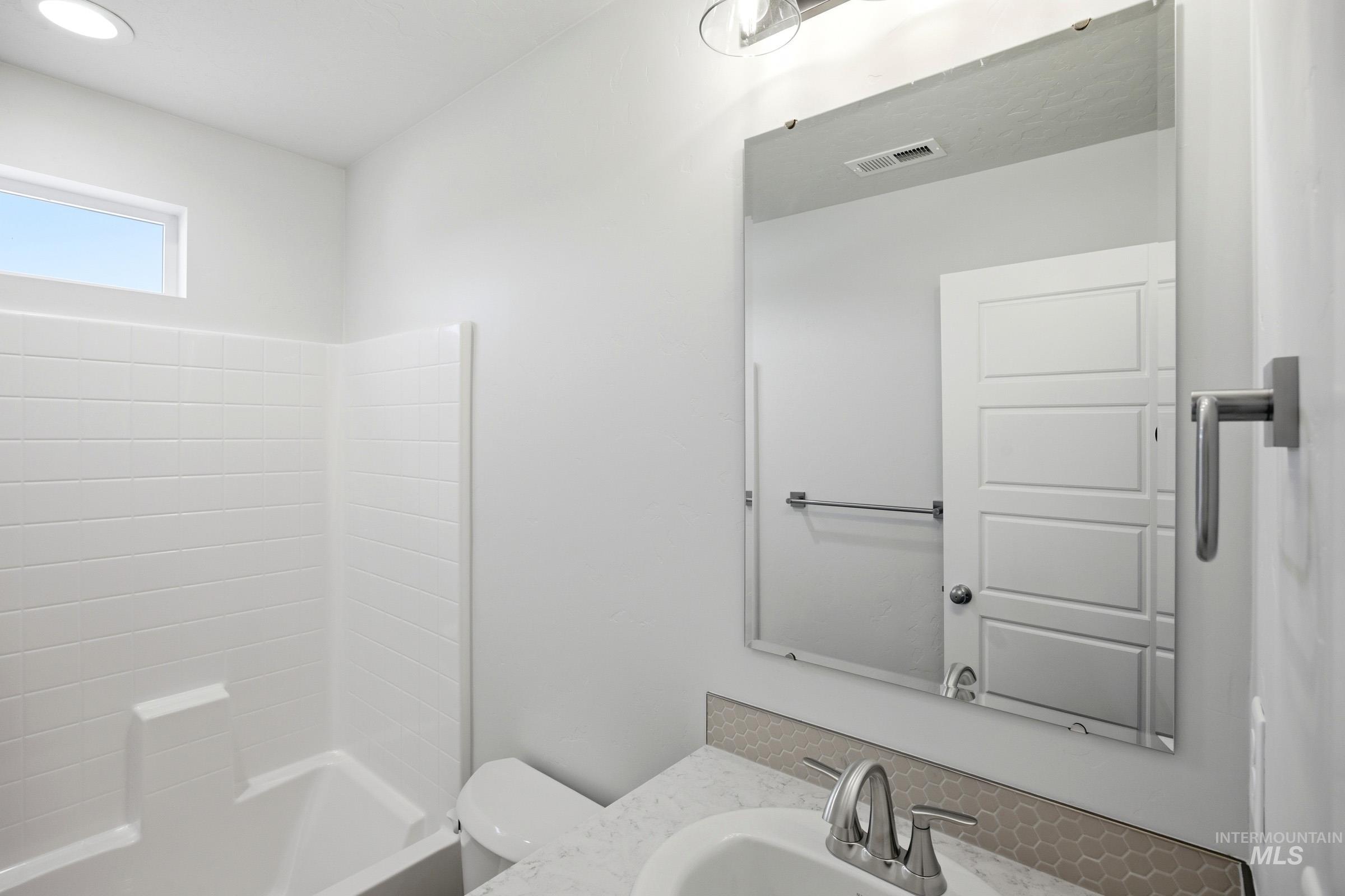 7446 W Trumbull Ct Property Photo 12