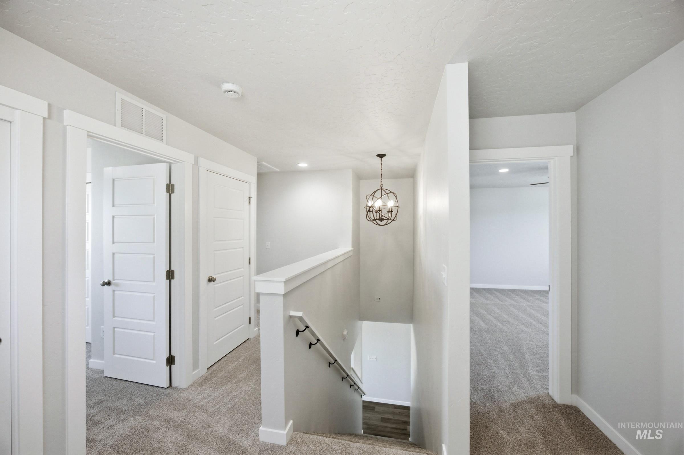 7446 W Trumbull Ct Property Photo 21