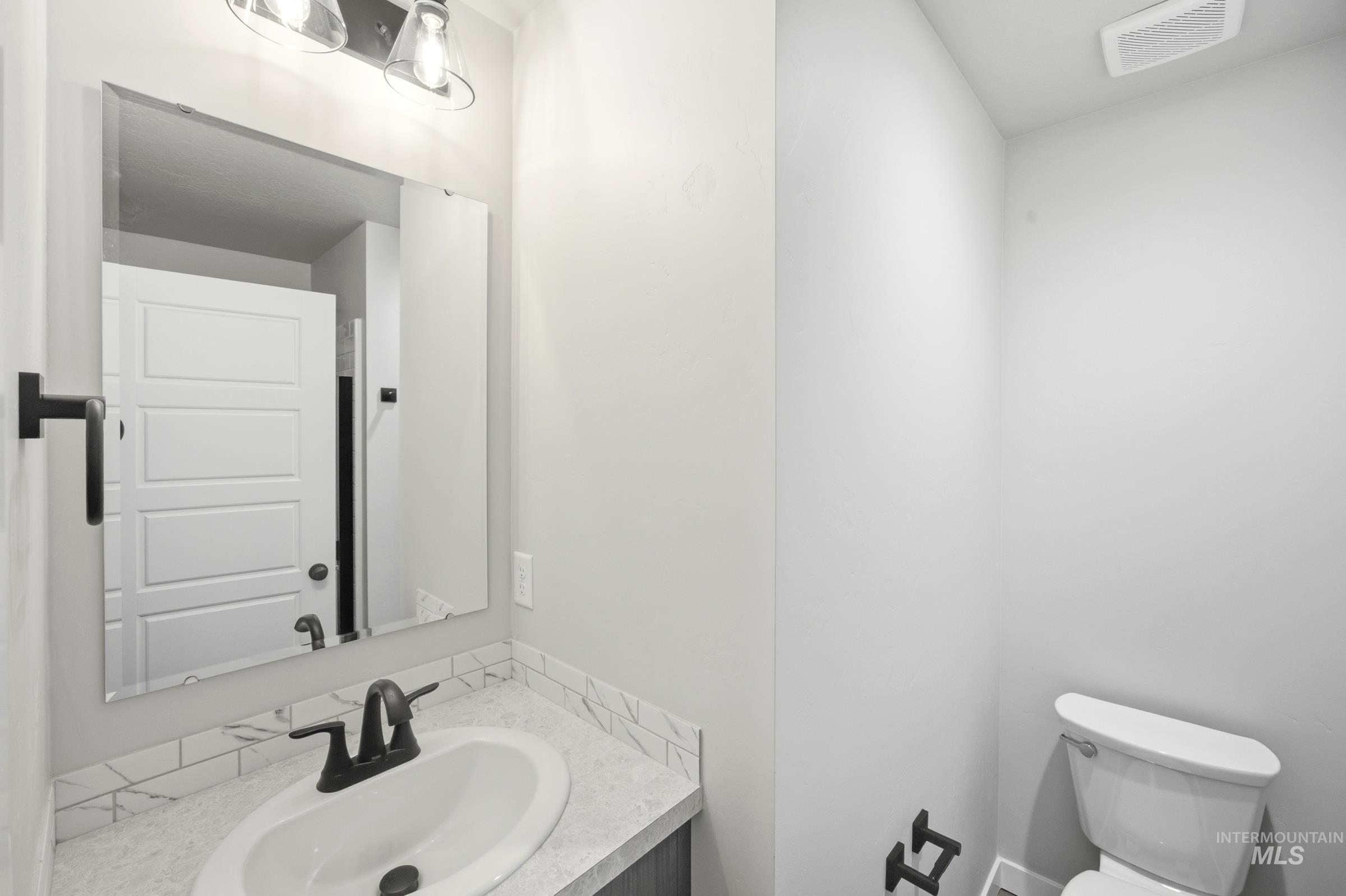 8358 E Cool River Lp Property Photo 11