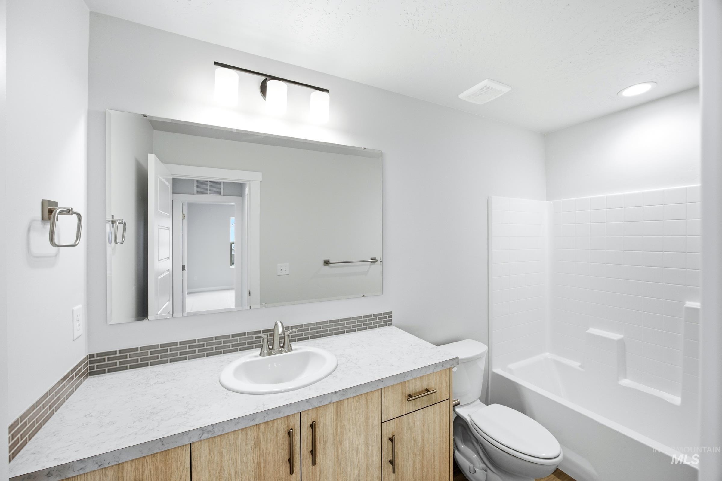 8370 E Cool River Lp Property Photo 20