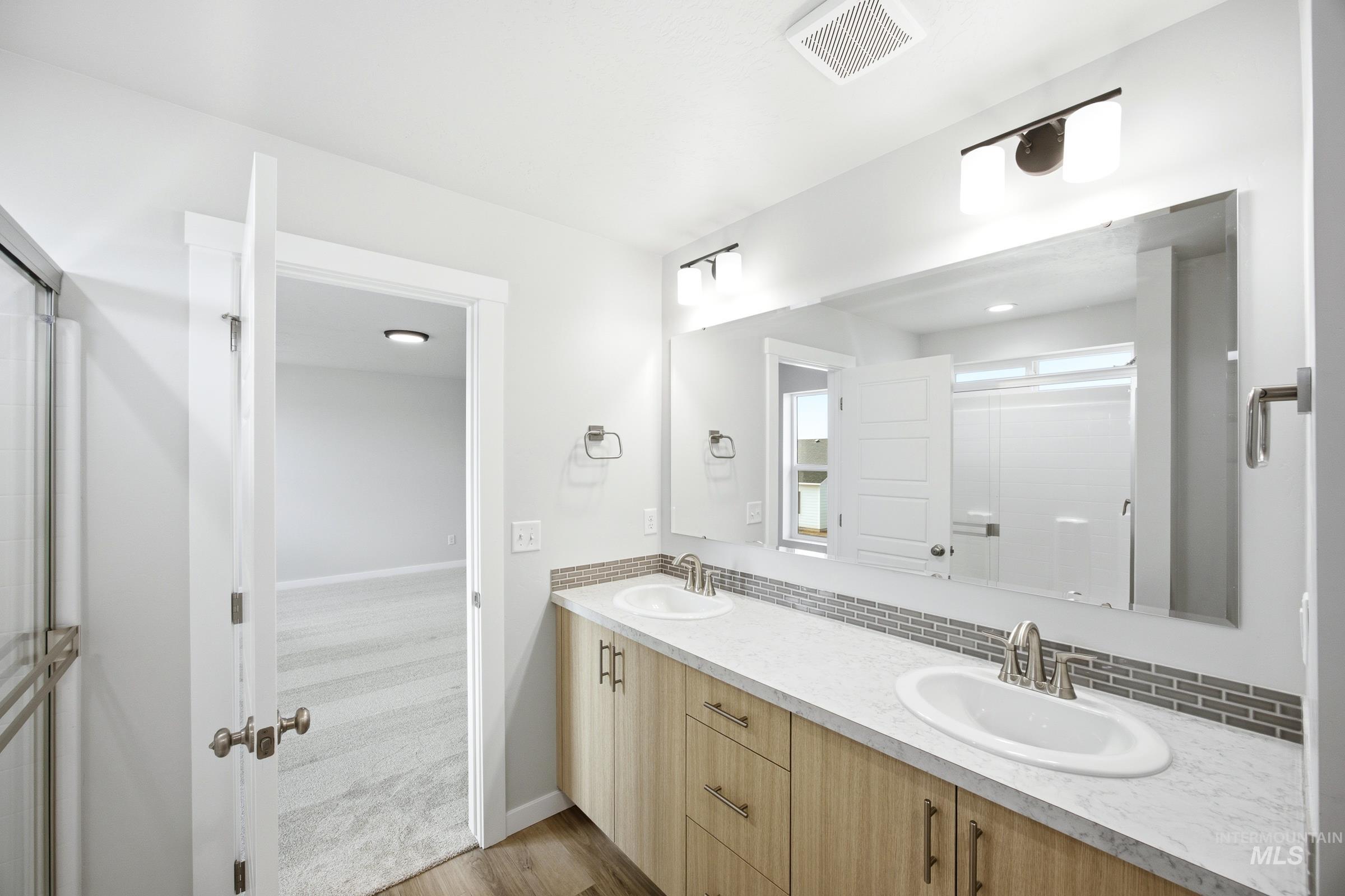 8370 E Cool River Lp Property Photo 24
