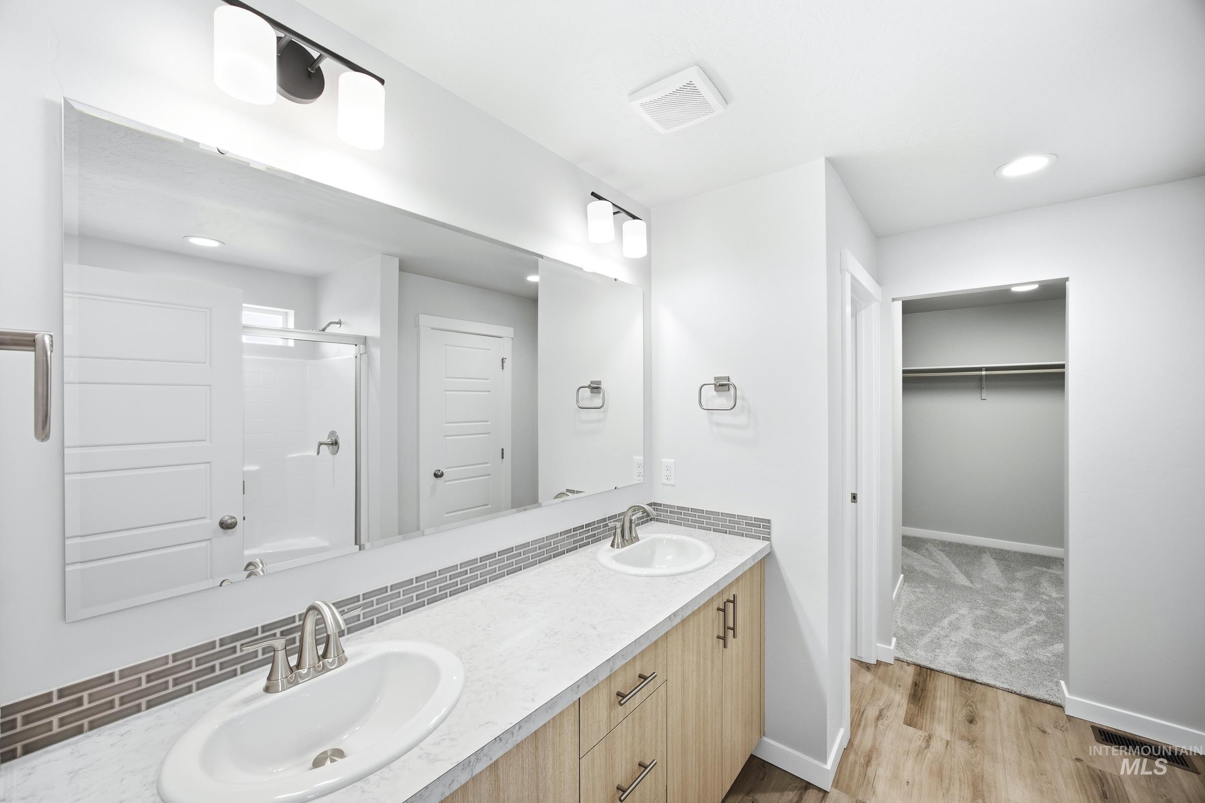 8370 E Cool River Lp Property Photo 26