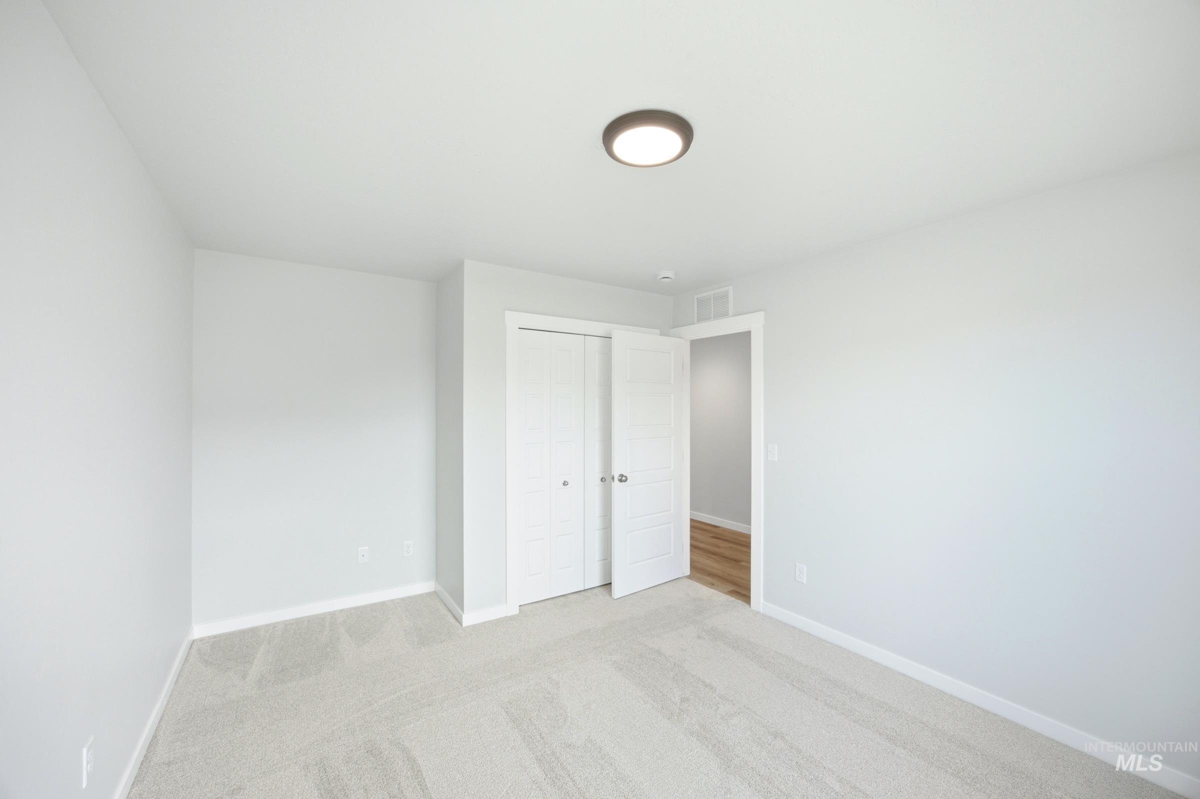 8370 E Cool River Lp Property Photo 28