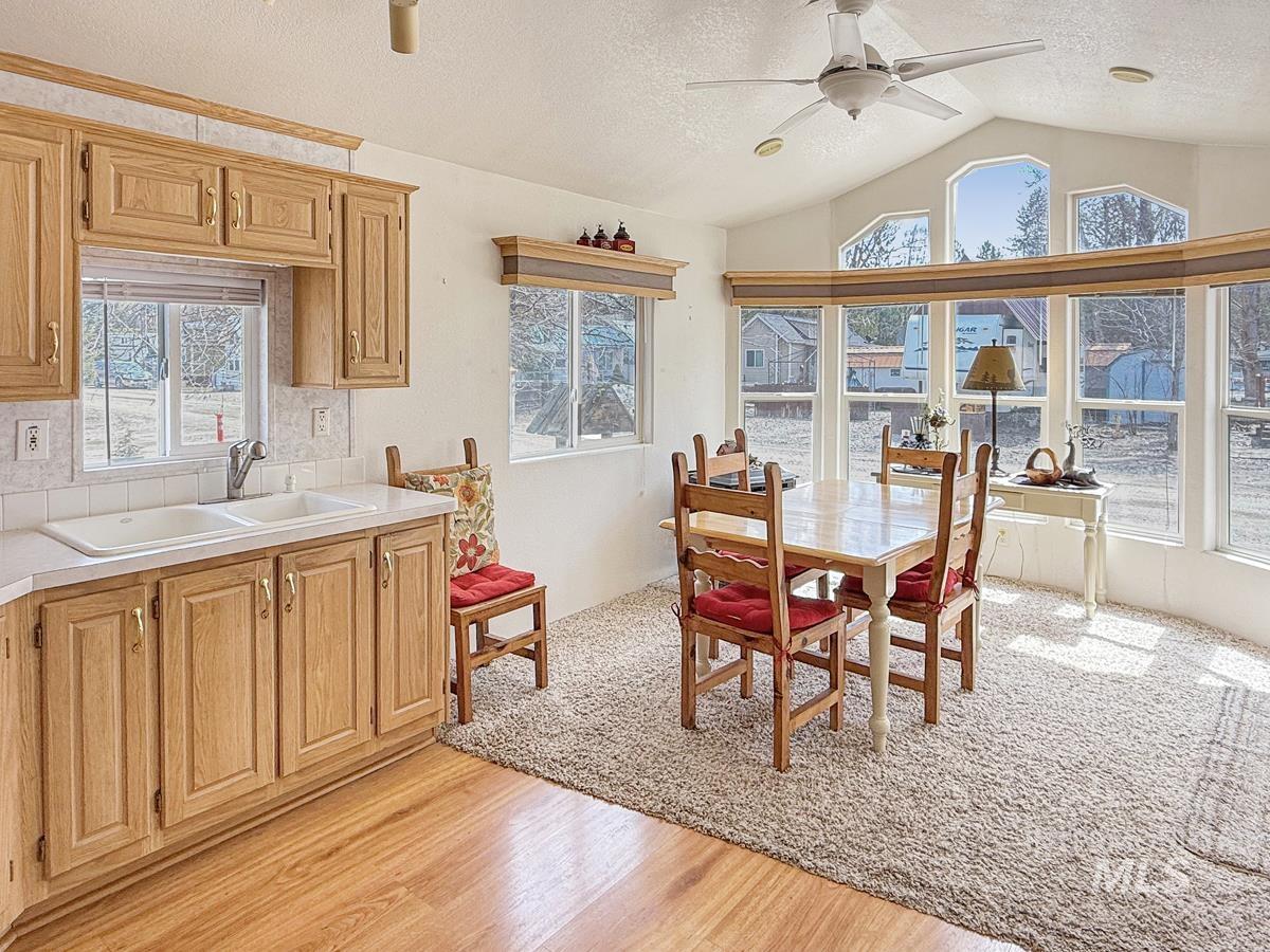 46 B Street Property Photo 7