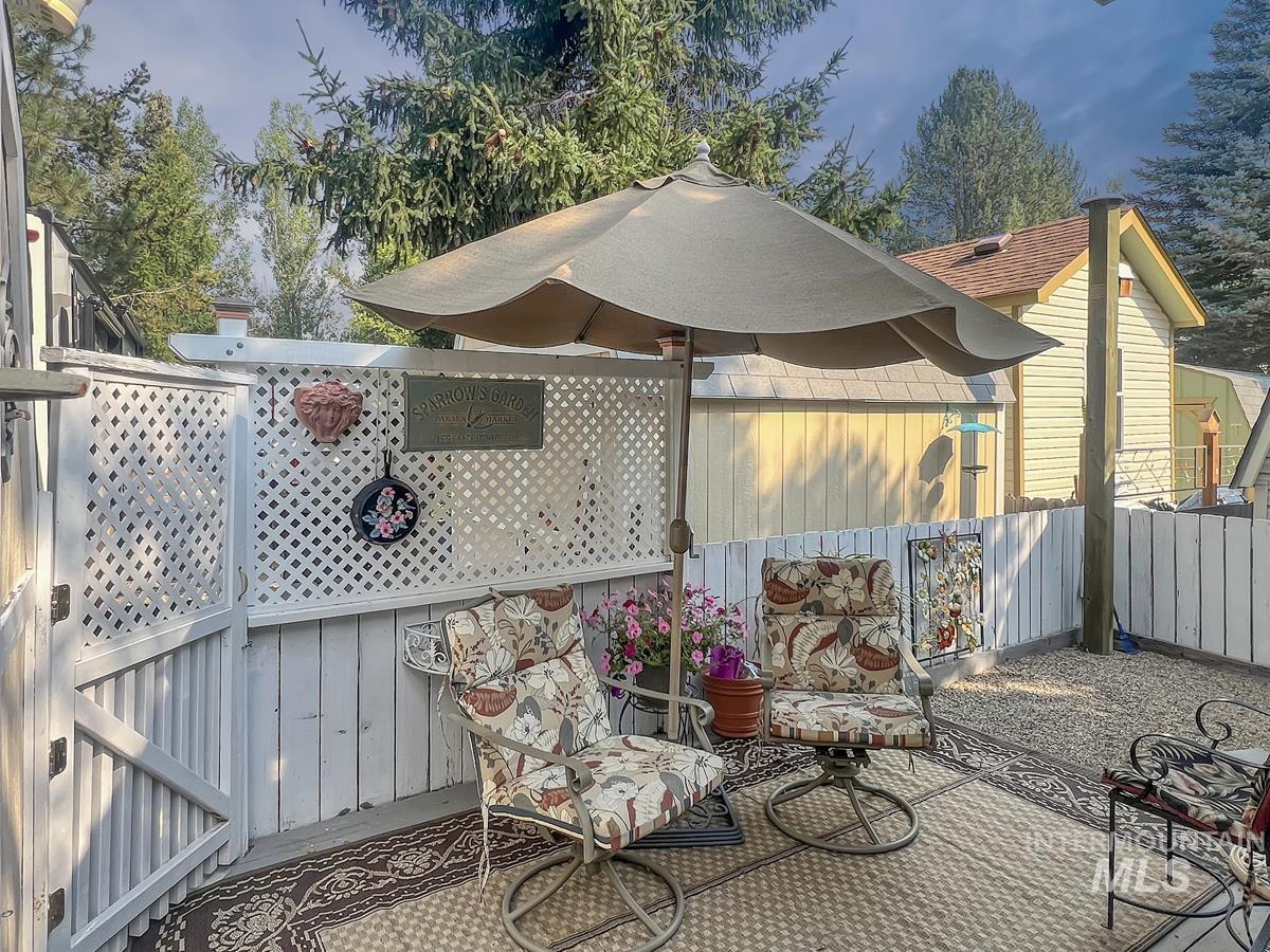 46 B Street Property Photo 9