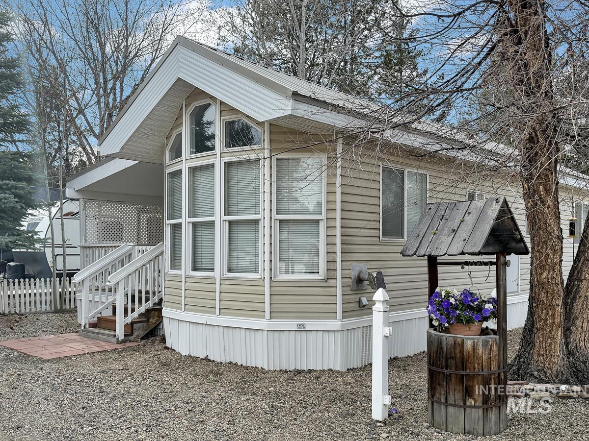 46 B Street Property Photo 11