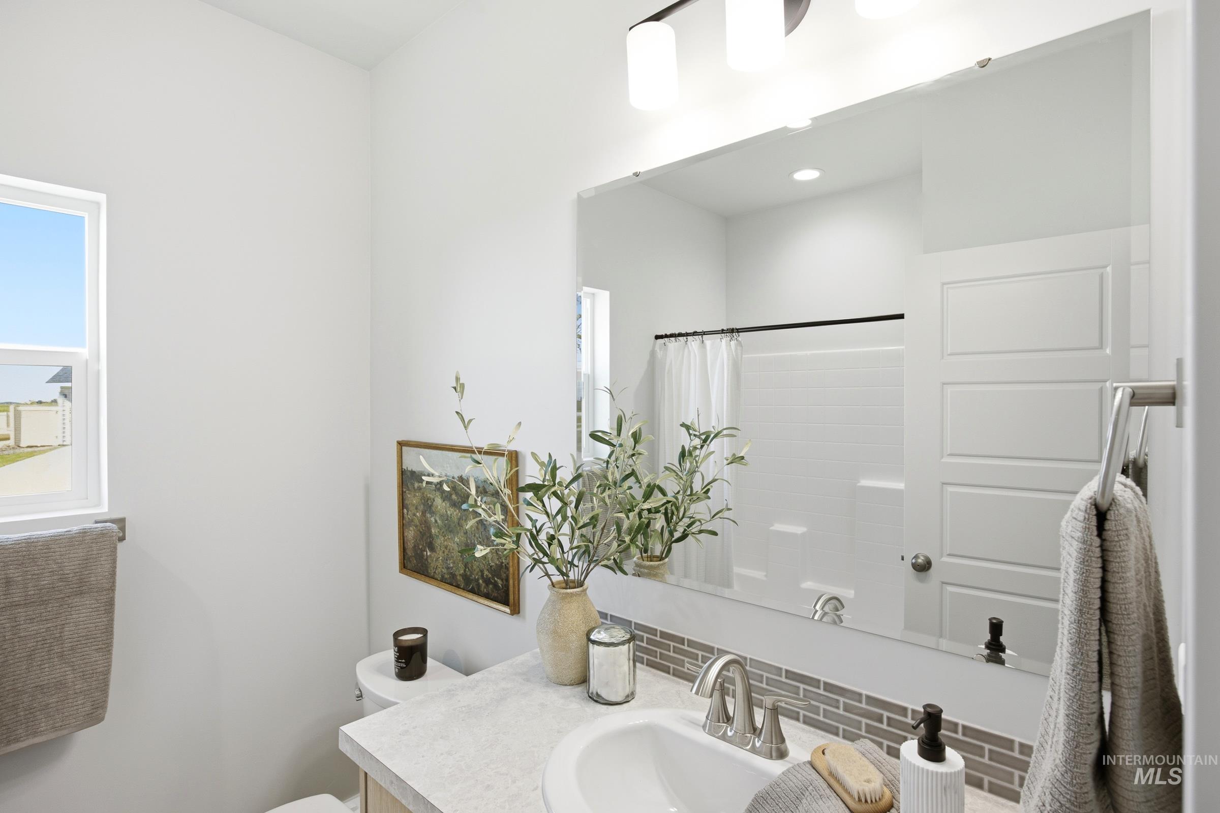 5305 E Phelps Lake Dr Property Photo 7