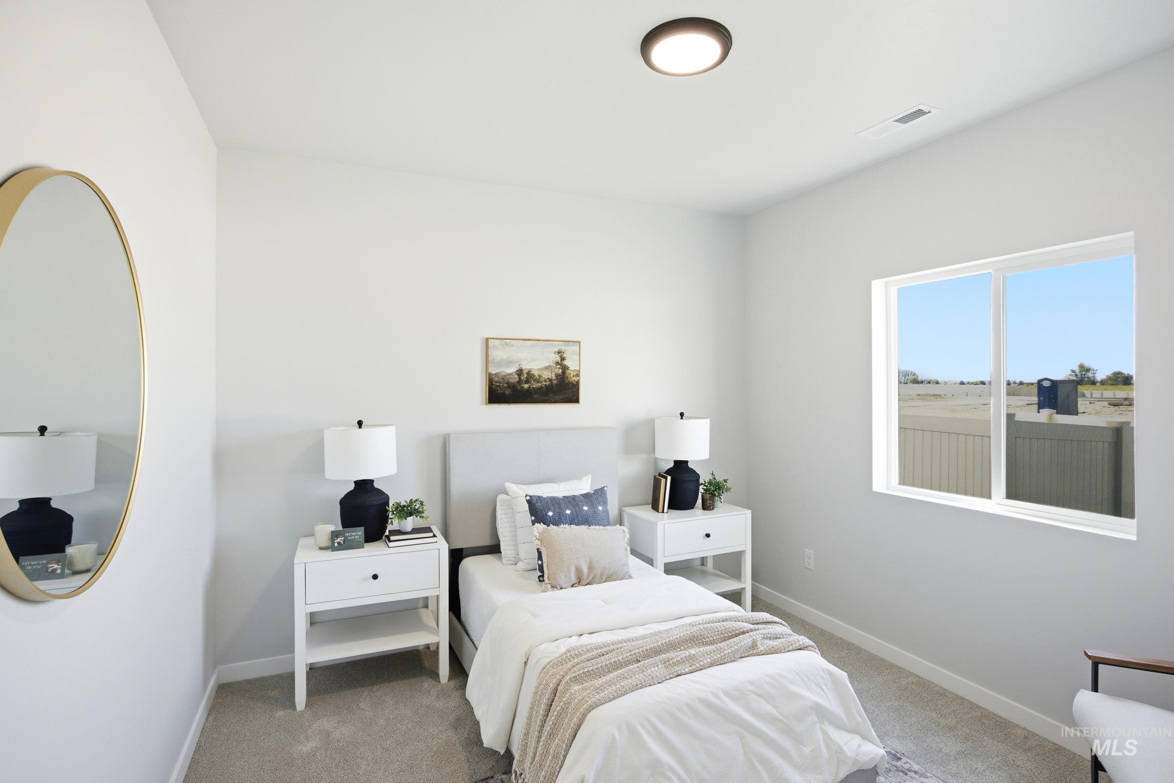 5305 E Phelps Lake Dr Property Photo 8