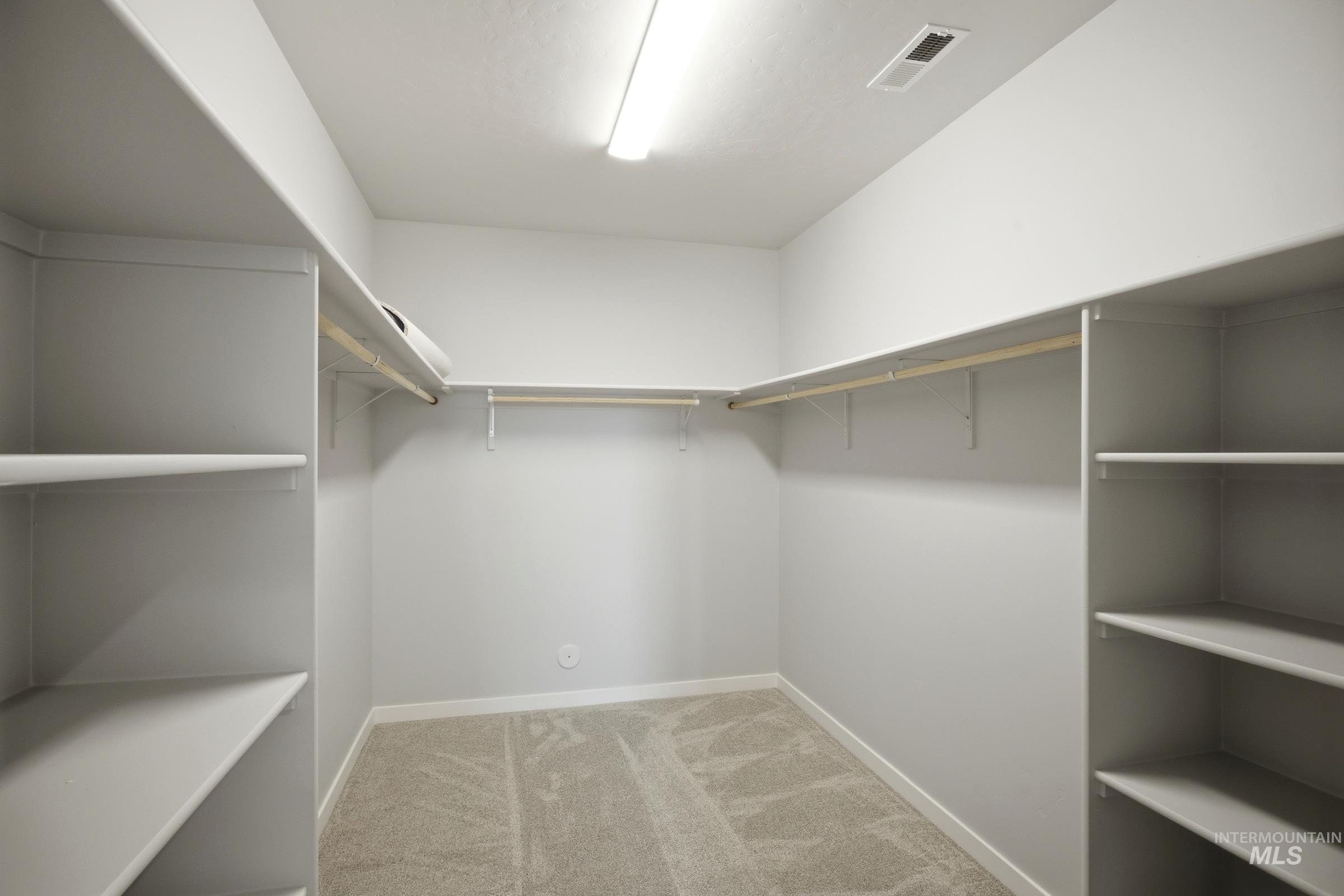 5305 E Phelps Lake Dr Property Photo 24