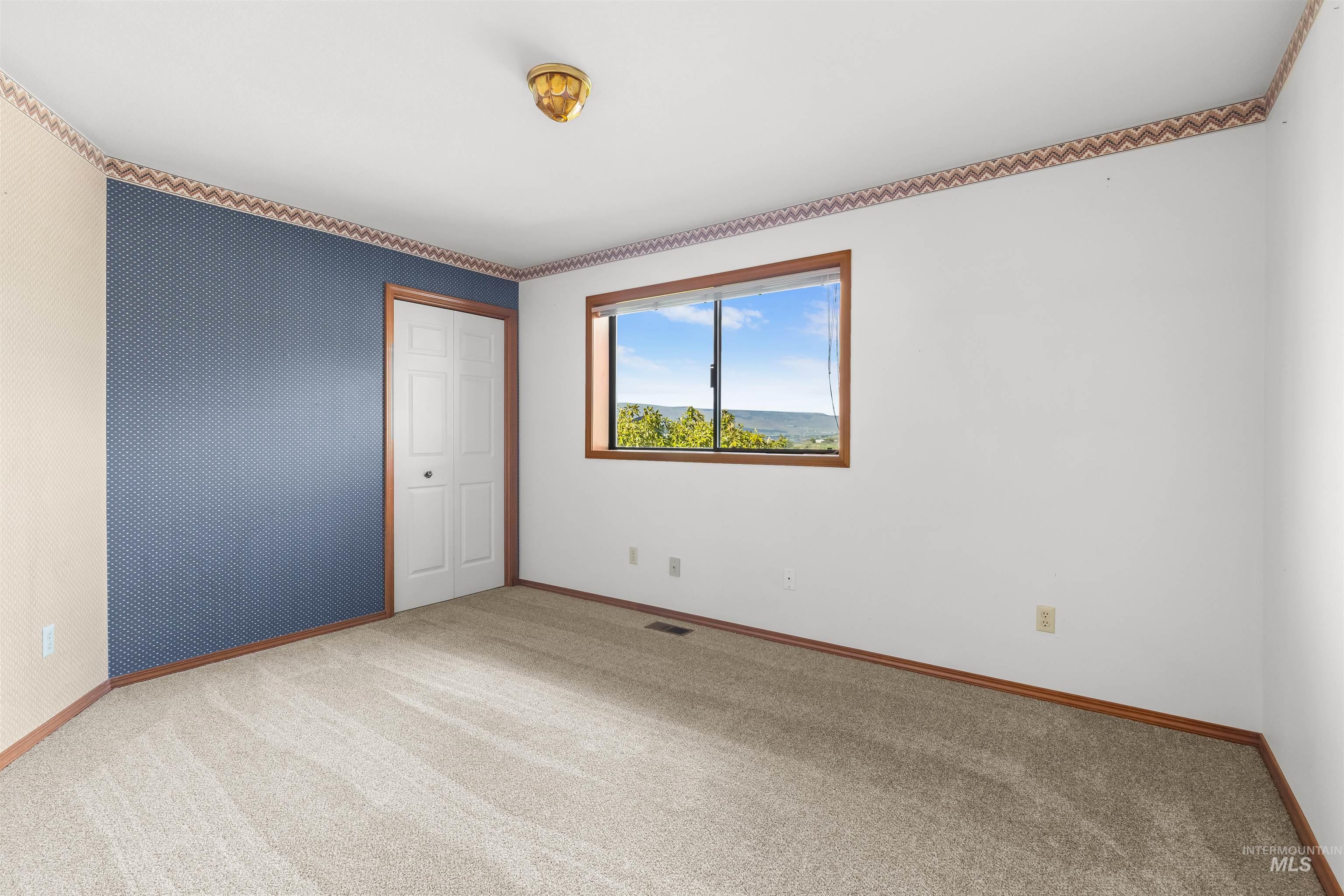 3433 Skyline Dr Property Photo 25
