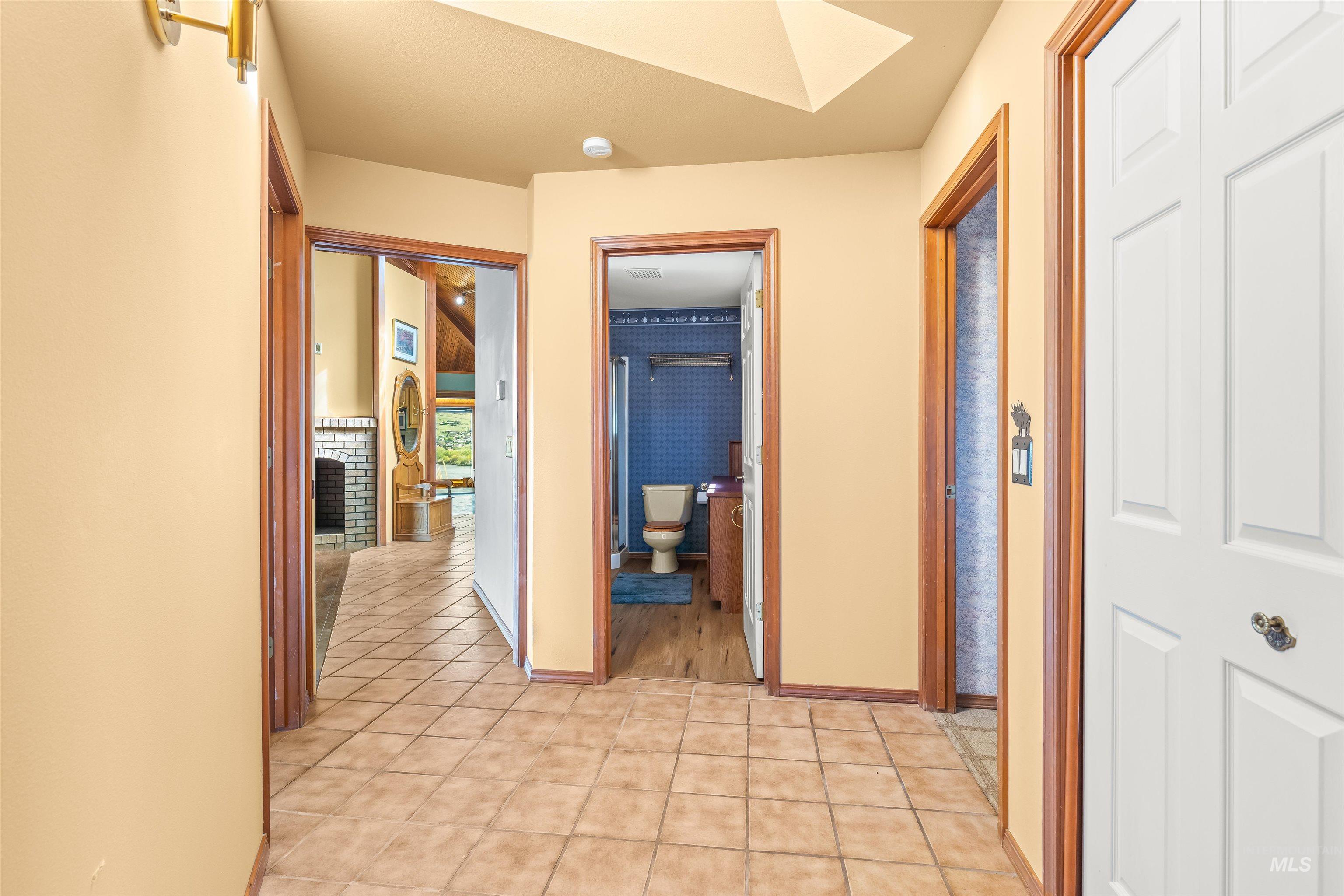 3433 Skyline Dr Property Photo 28