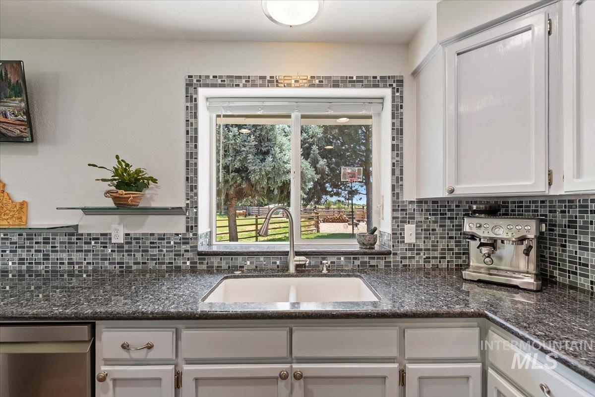 7345 Silver Bullet Ln Property Photo 21