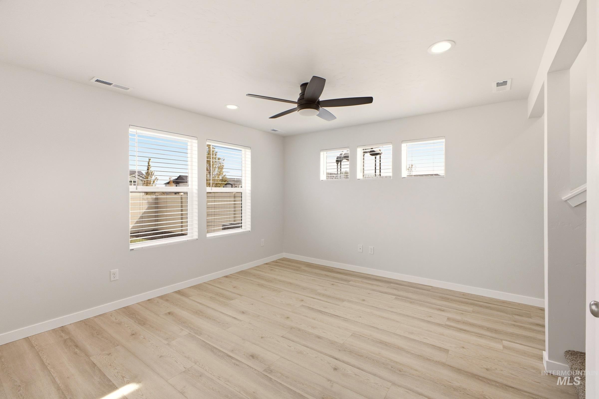 10864 Rutland St Property Photo 7