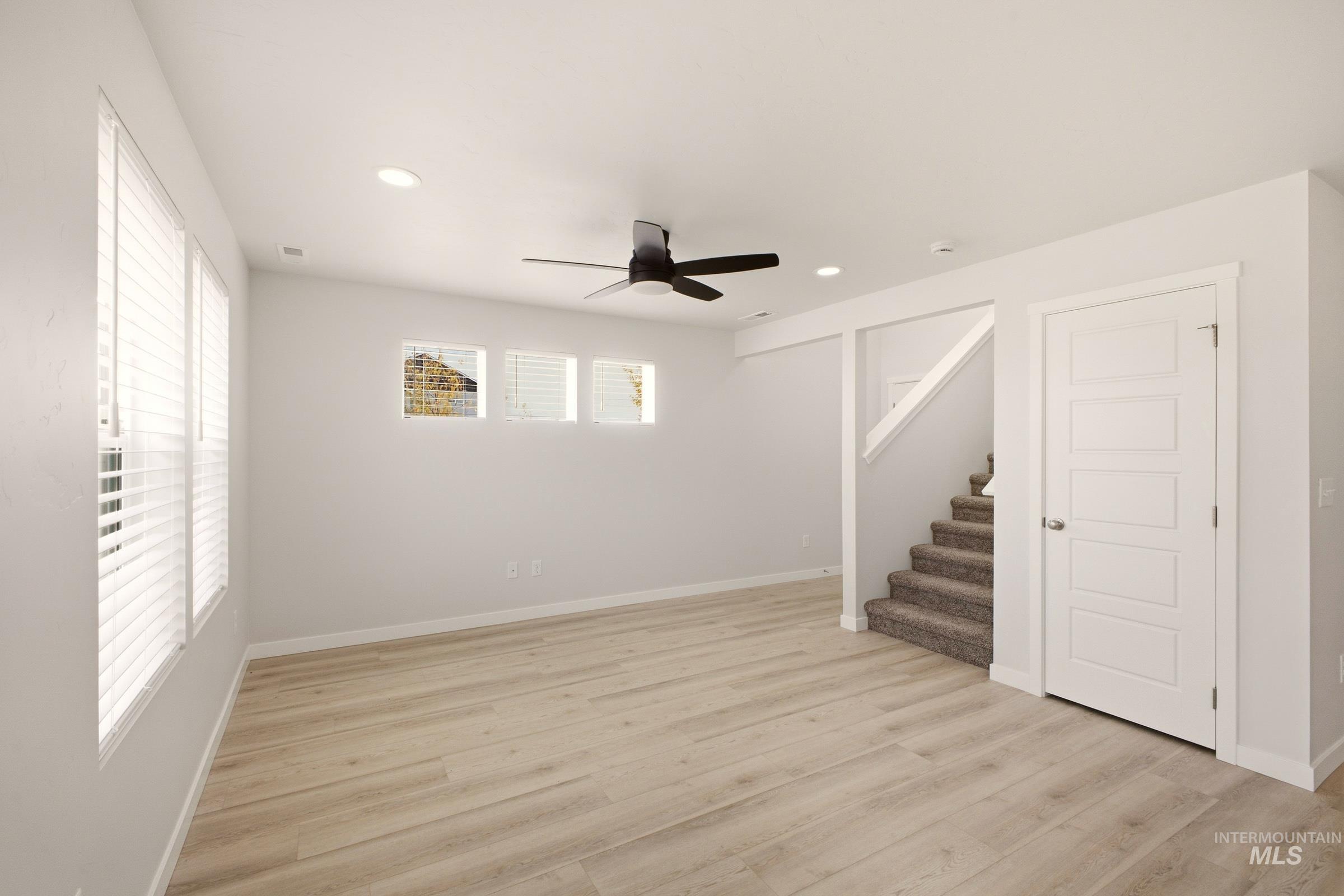 10864 Rutland St Property Photo 8